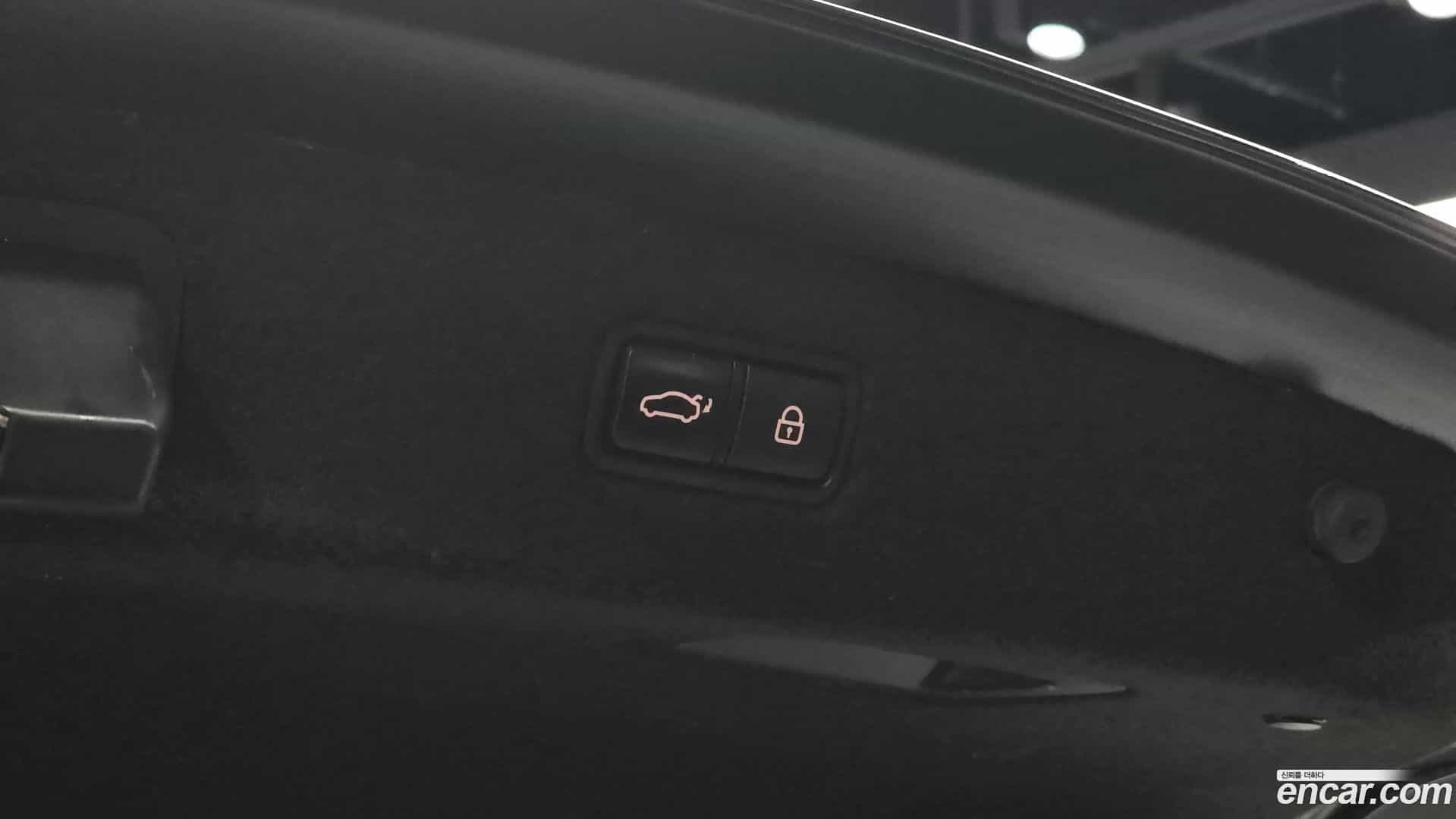 EQ900 Genesis 2016.2-OPTION-024
