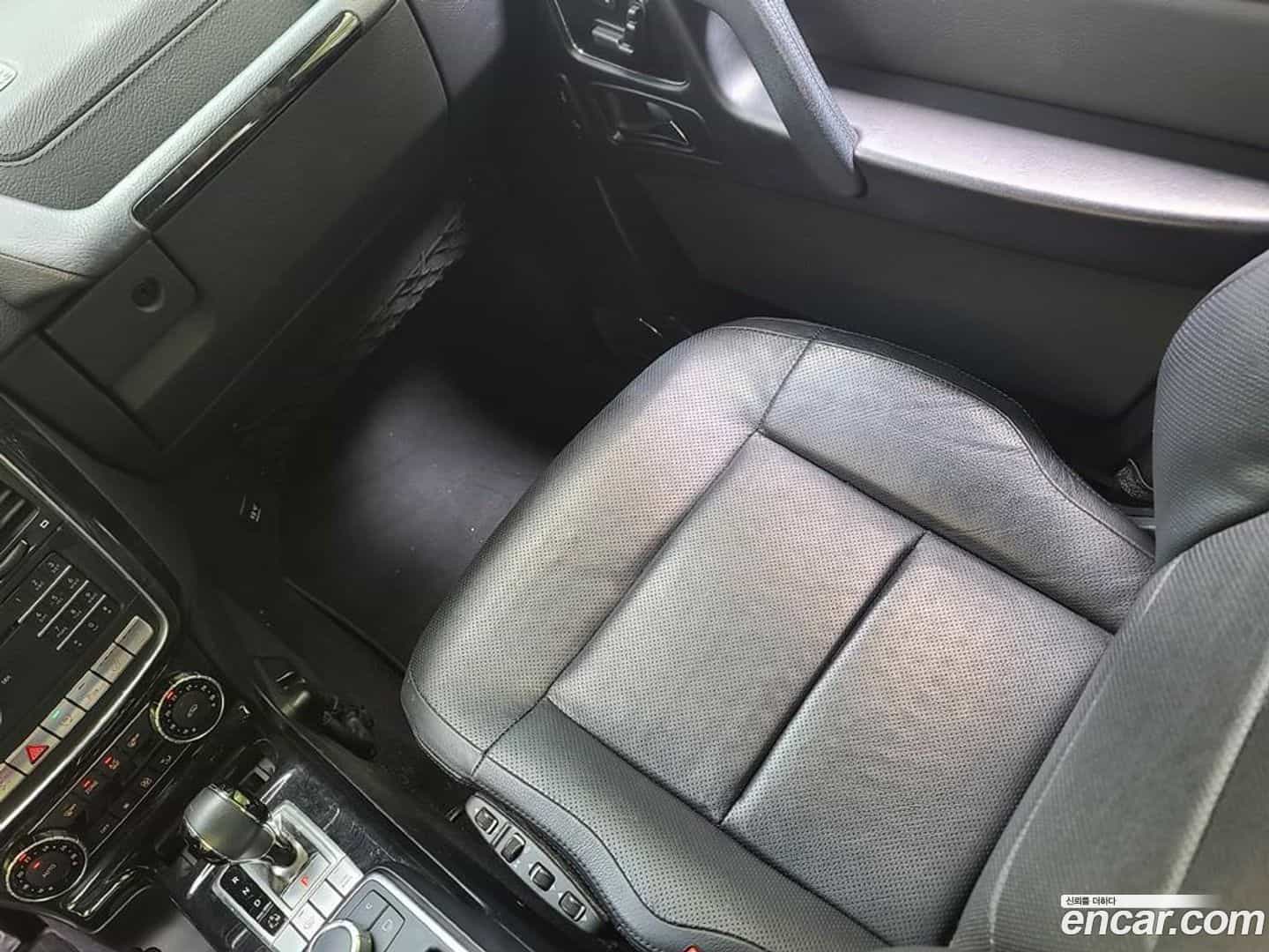 G-Class Mercedes-Benz 2017.10-OPTION-022