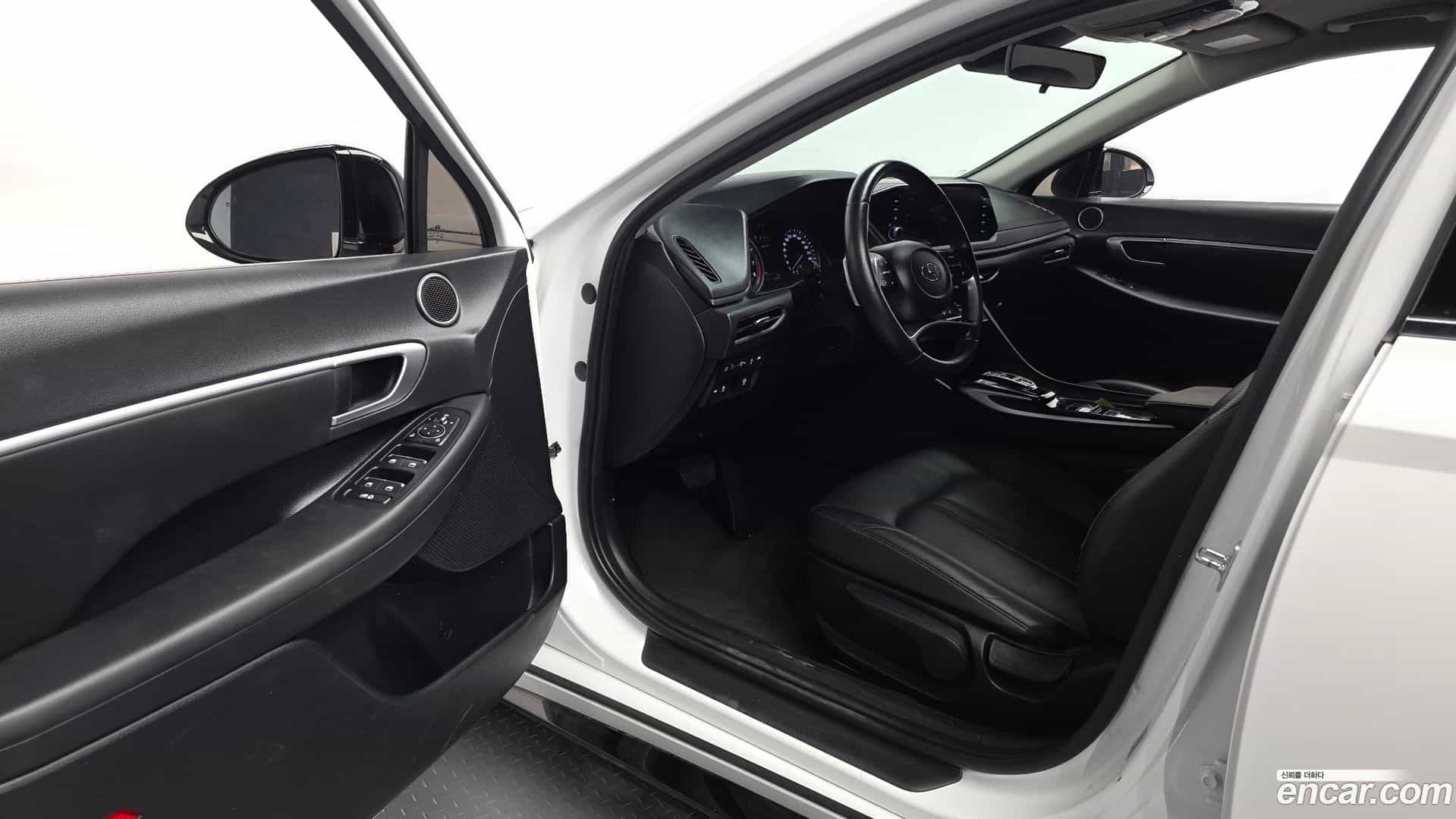 Sonata Hyundai 2022.6-INNER-010