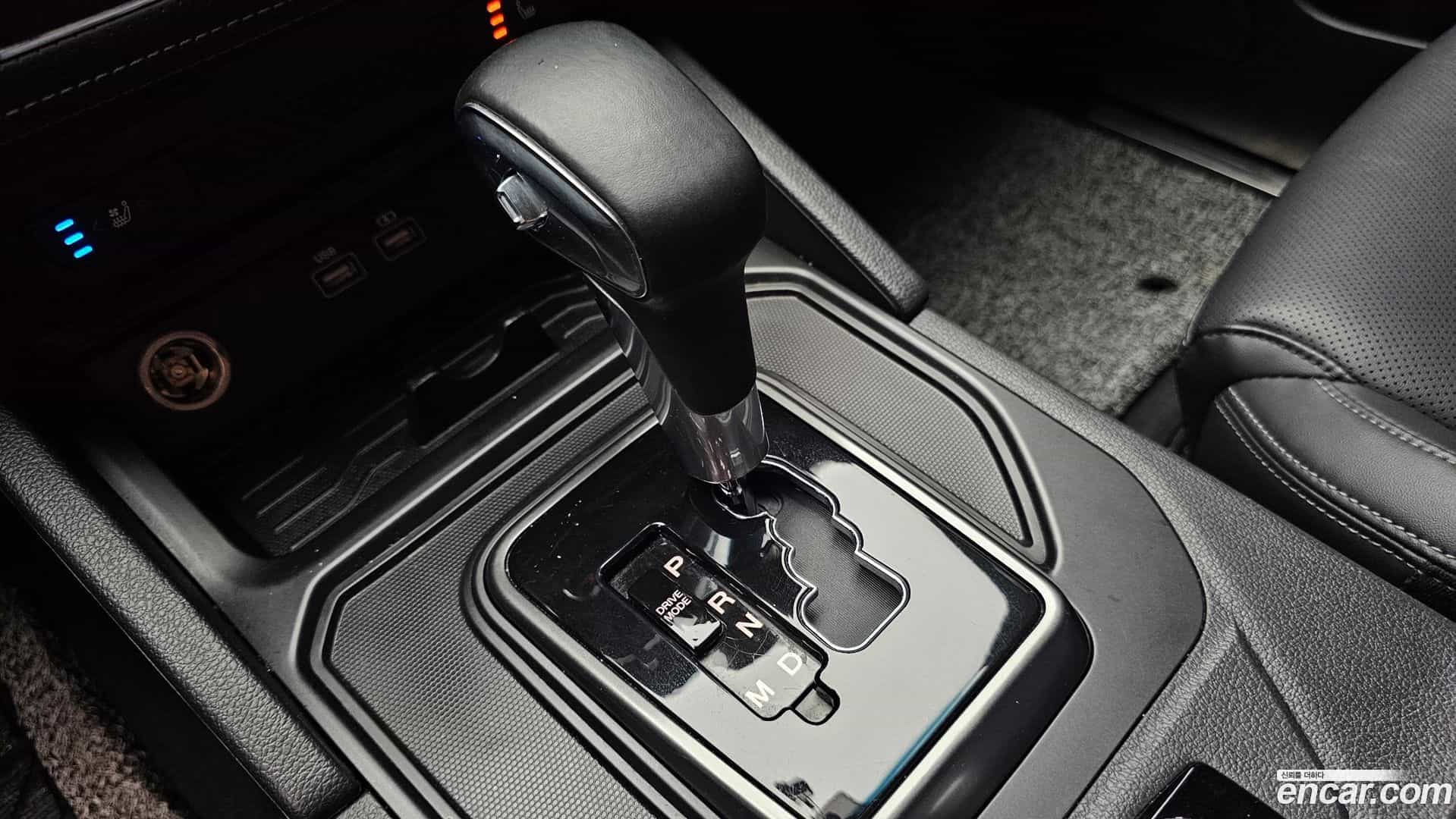 Rexton KG Mobility 2023.3-INNER-009