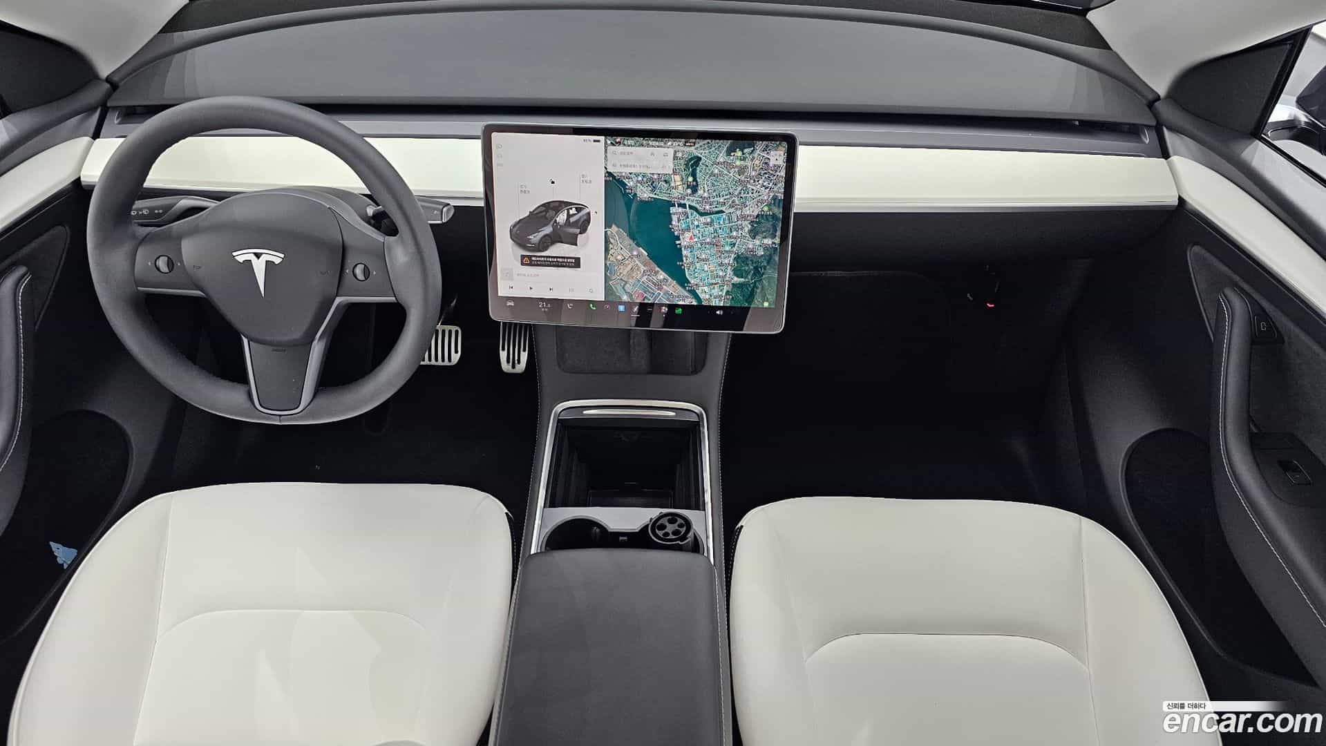 Model Y Tesla 2023.10-INNER-007