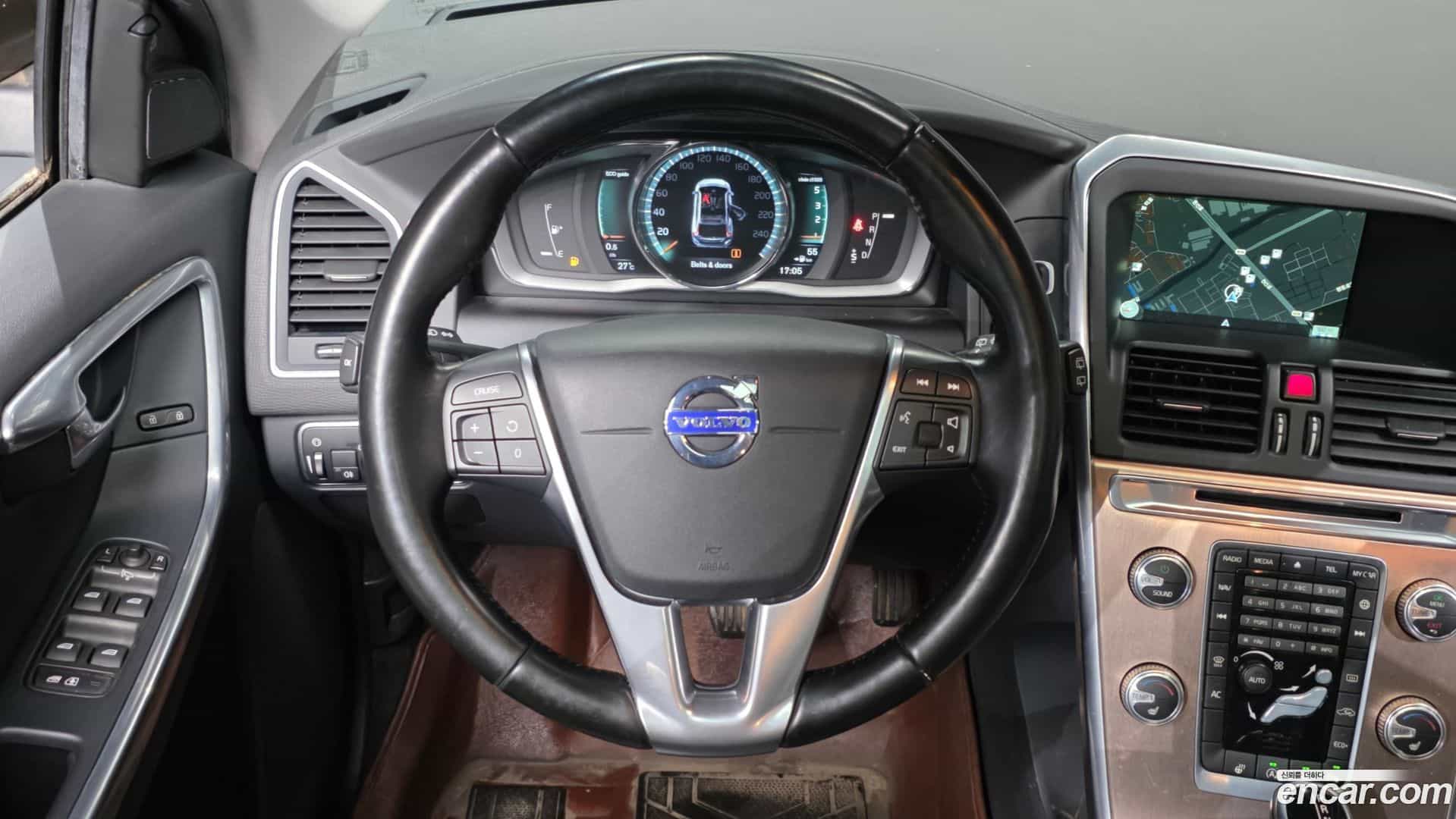 XC60 Volvo 2016.0-OPTION-017