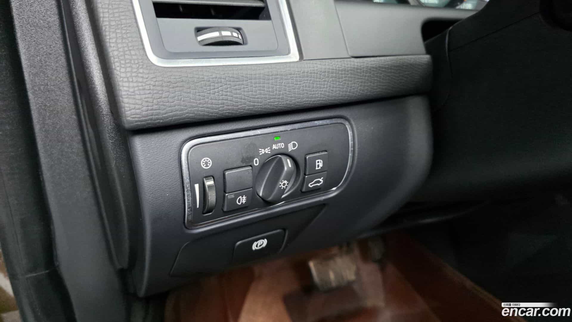 XC60 Volvo 2016.0-OPTION-021