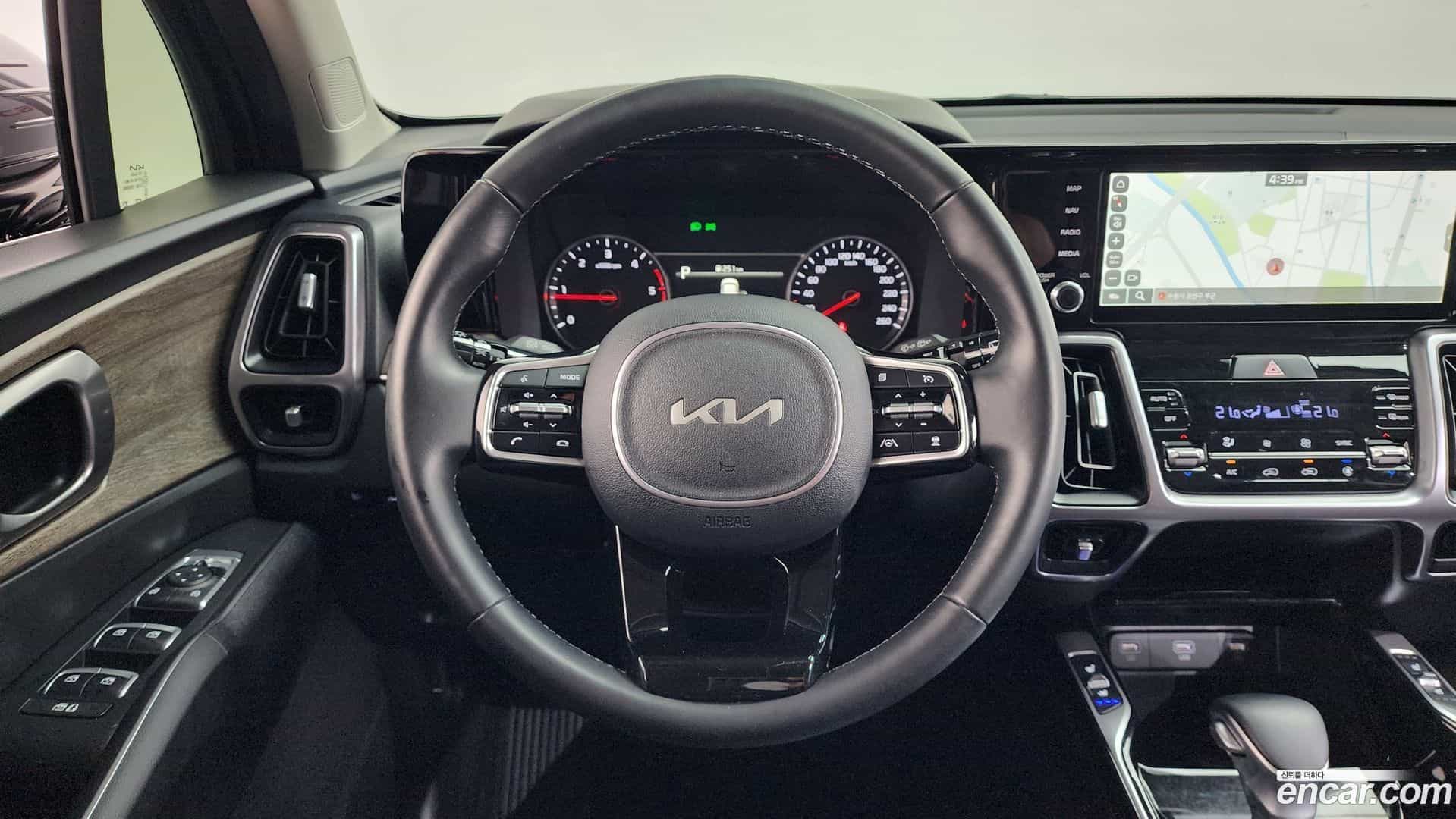 Sorento Kia 2023.4-OPTION-018