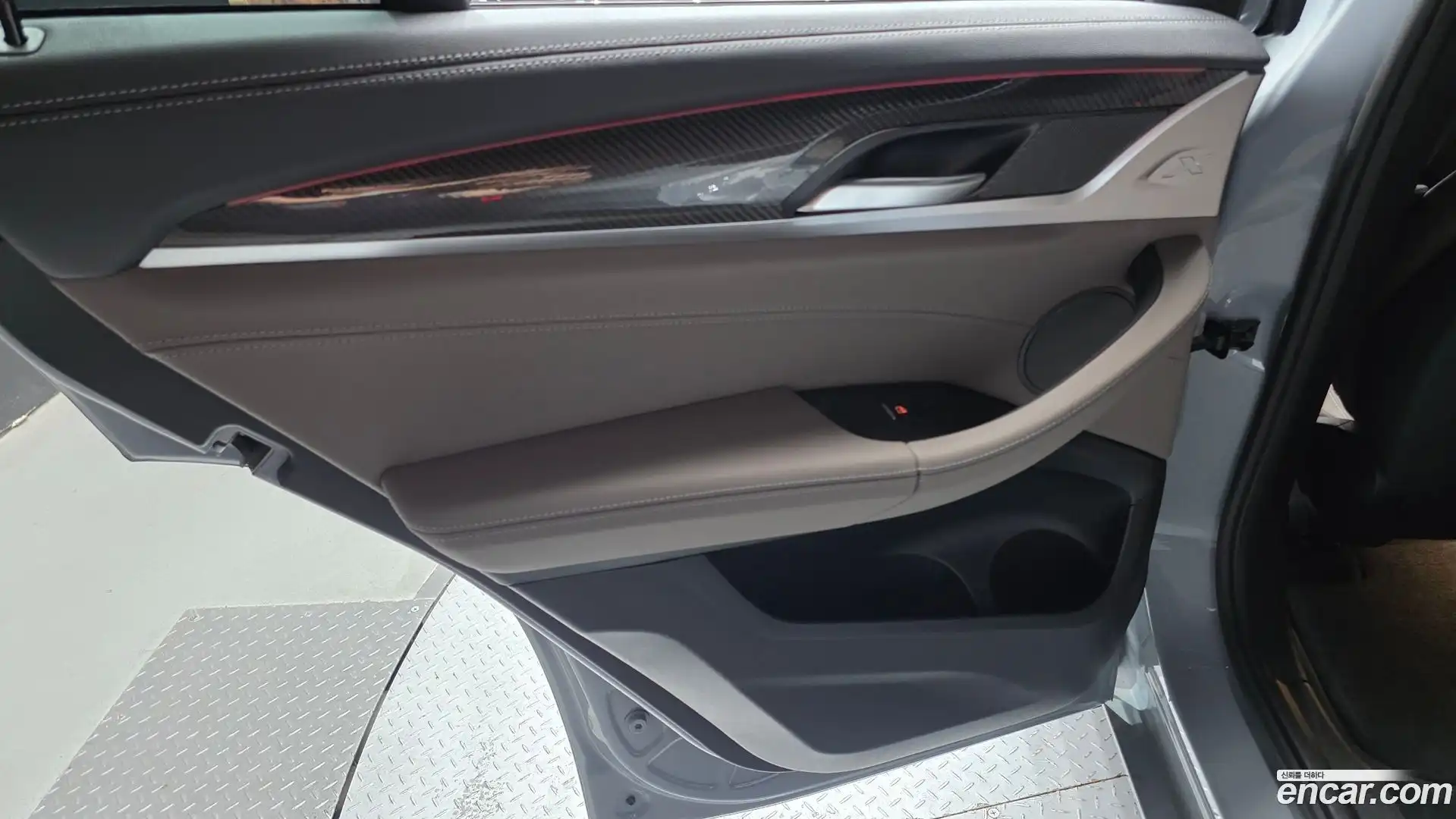 X4M BMW 2024.11-INNER-035