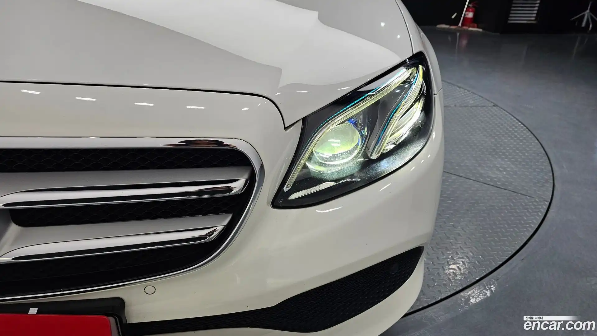 E-Class Mercedes-Benz 2016.7-OUTER-032