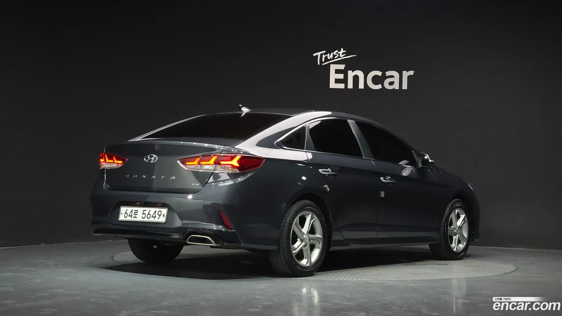Main__Slider__Photo:Sonata Hyundai 2019.1-1