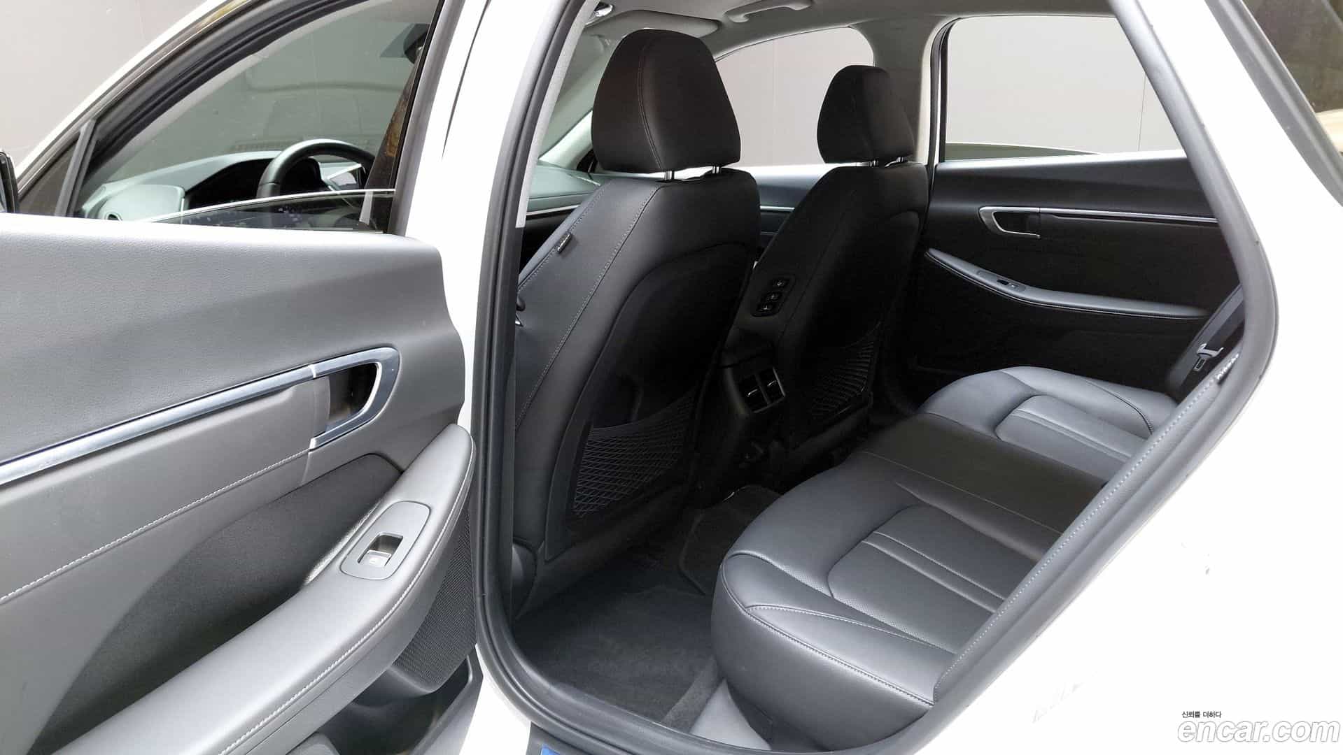 Sonata Hyundai 2022.6-OPTION-015