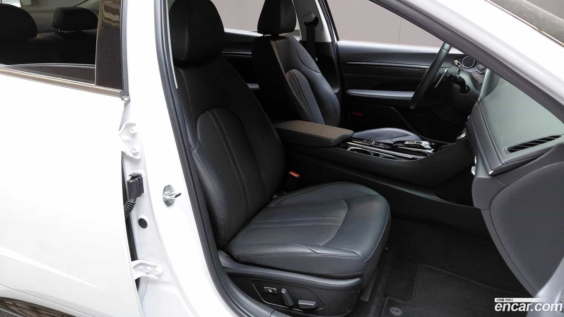 Sonata Hyundai 2022.6-INNER-036