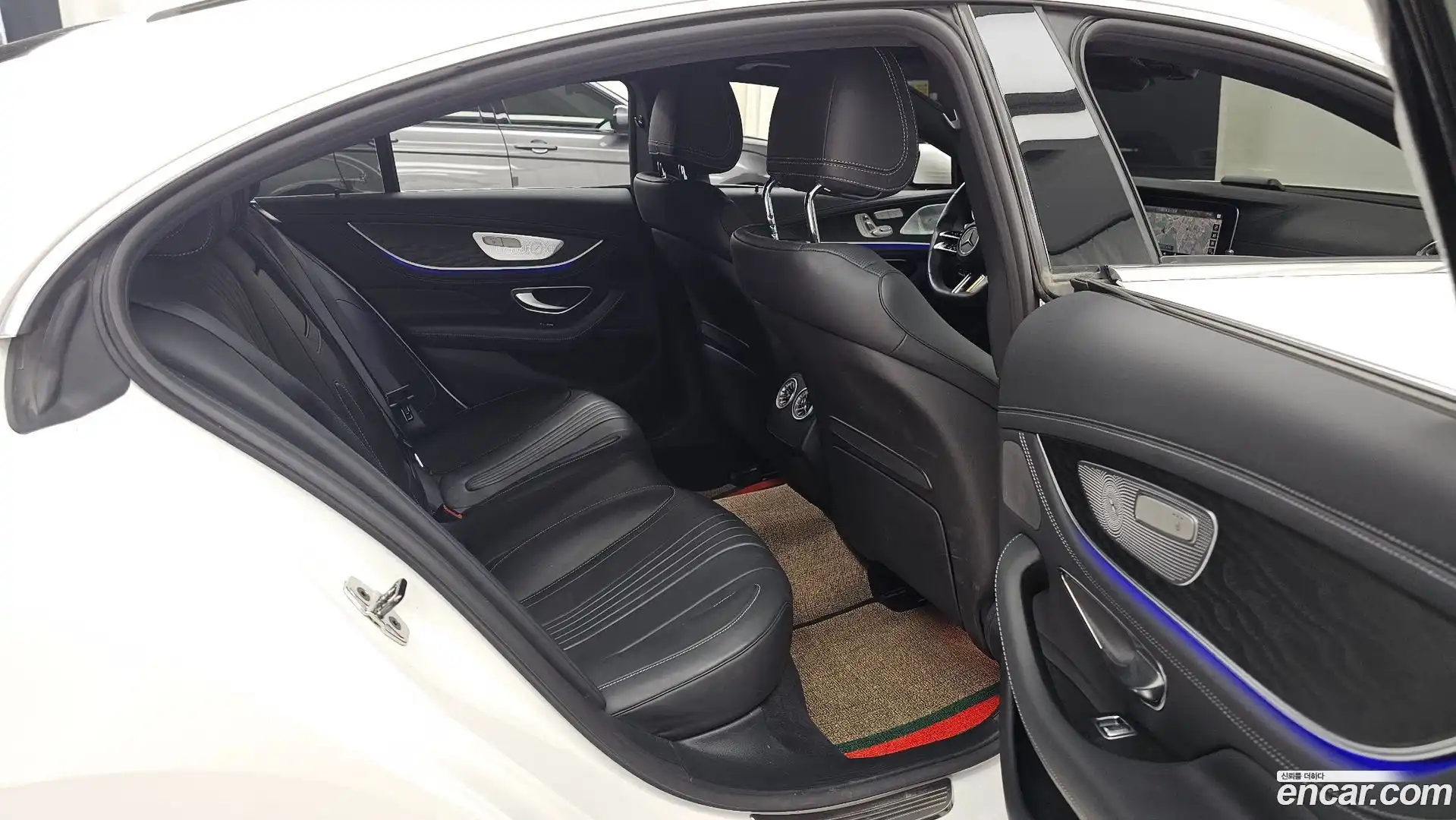 CLS-Class Mercedes-Benz 2022.5-OPTION-016