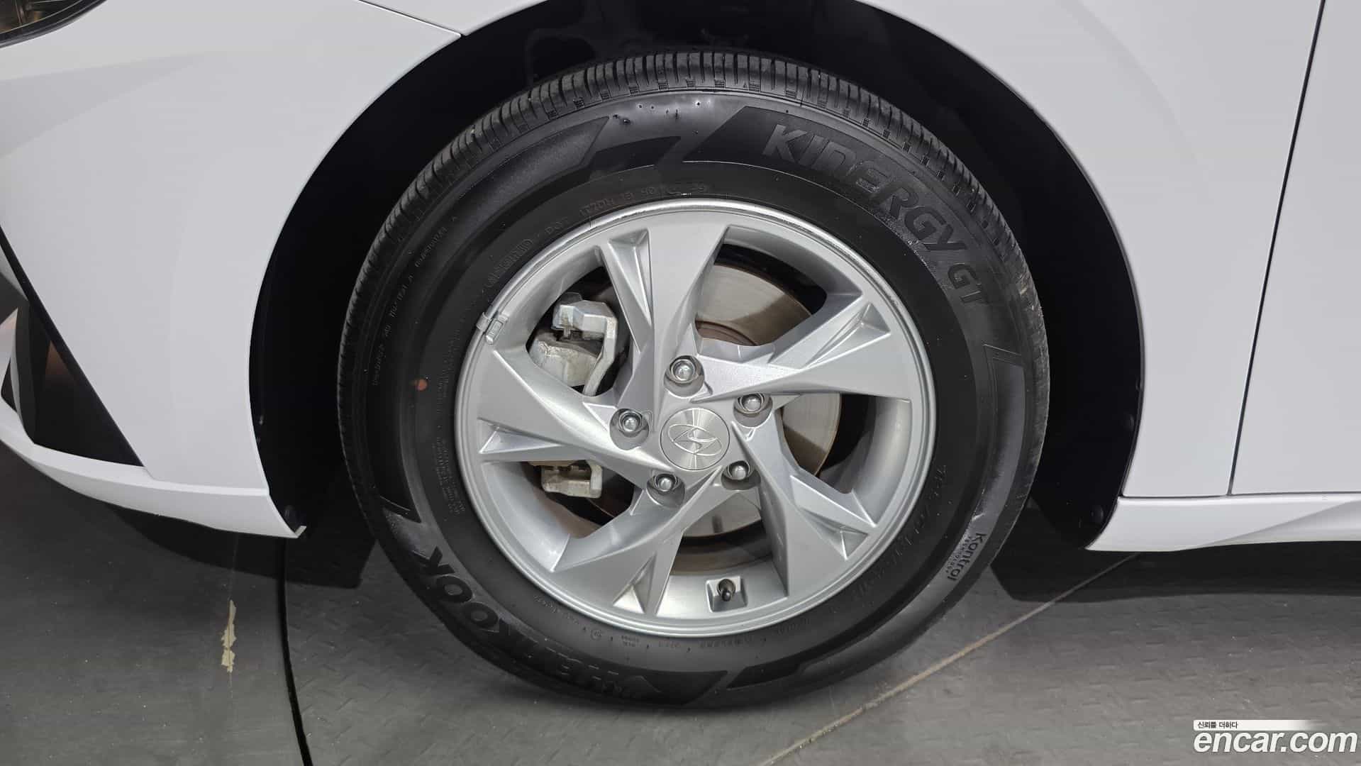 AVANTE Hyundai 2023.2-OUTER-005