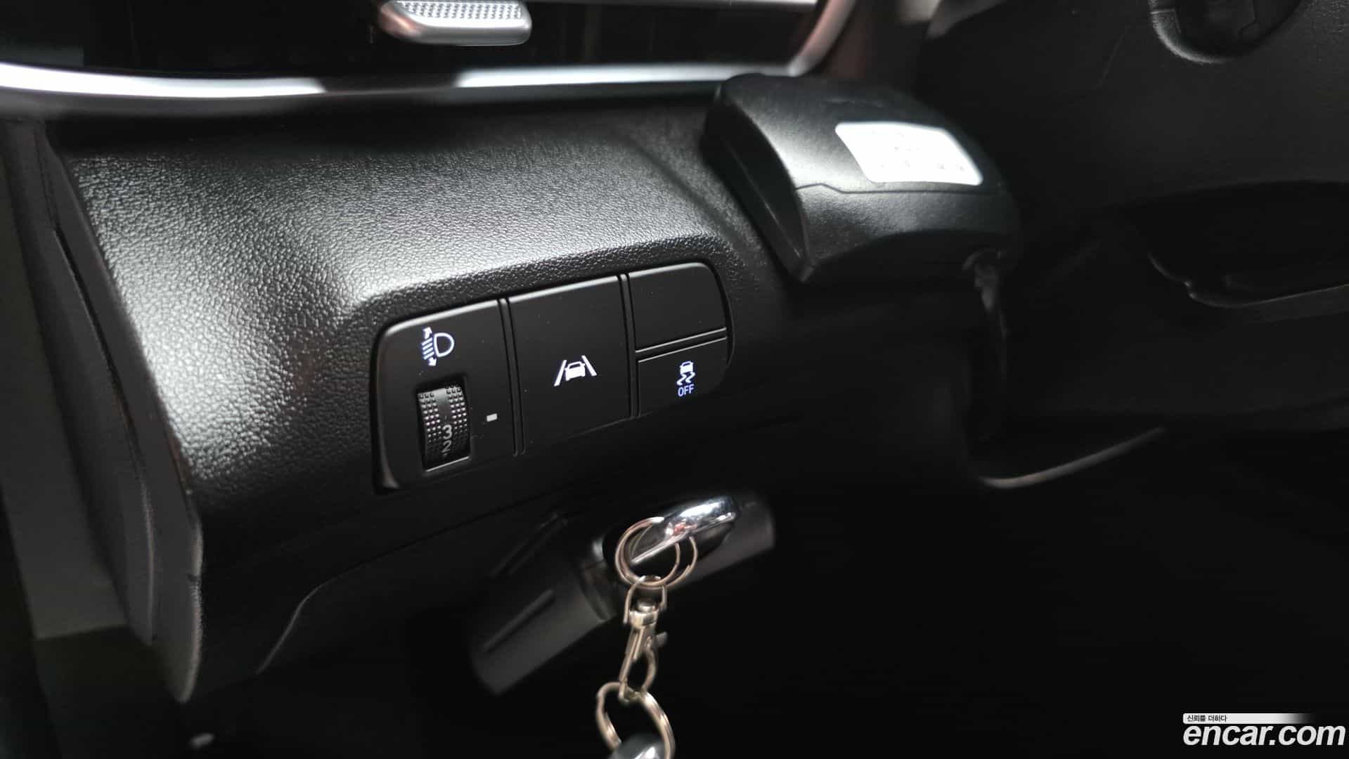 AVANTE Hyundai 2023.2-OPTION-018