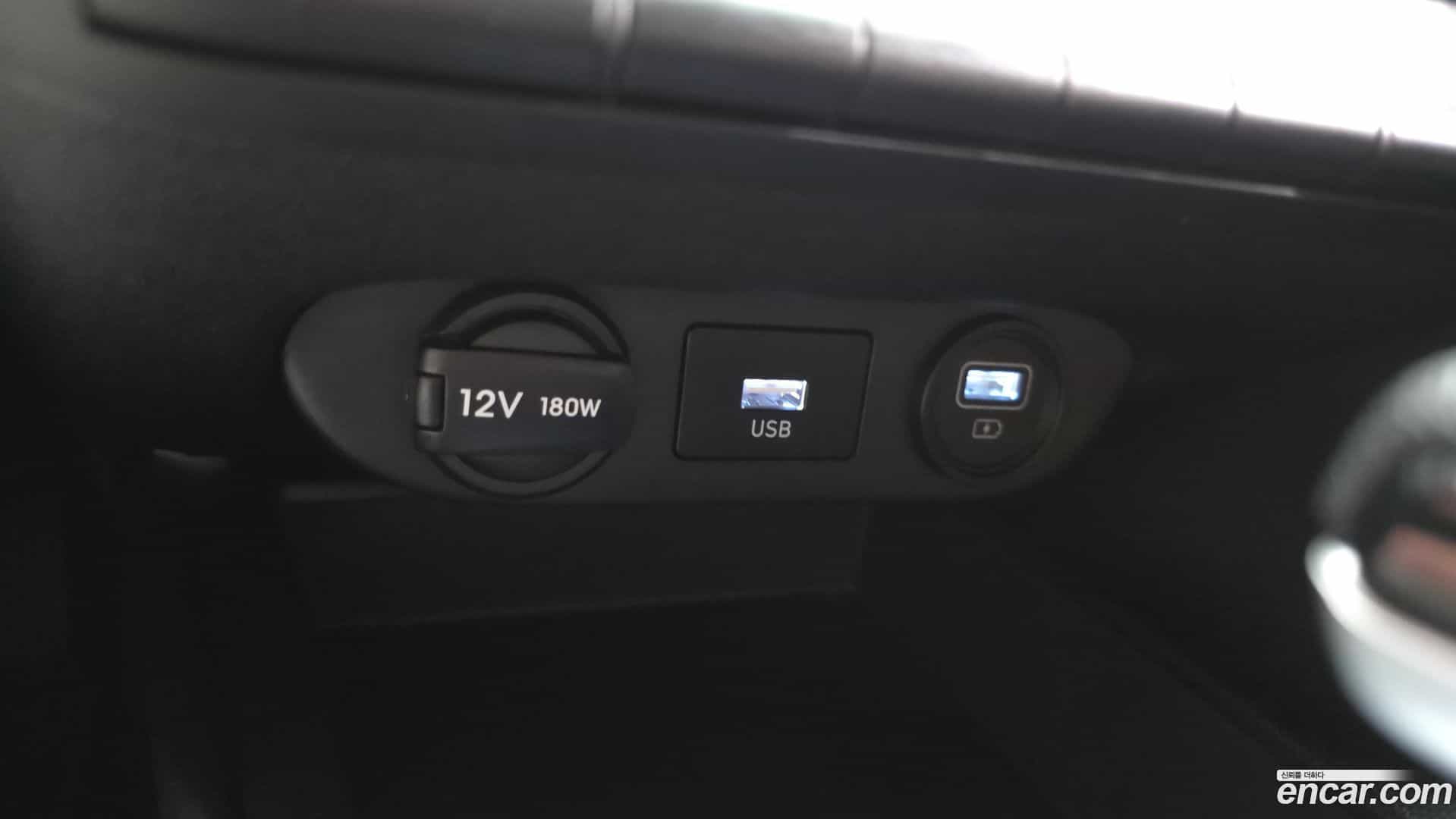 AVANTE Hyundai 2023.2-OPTION-021