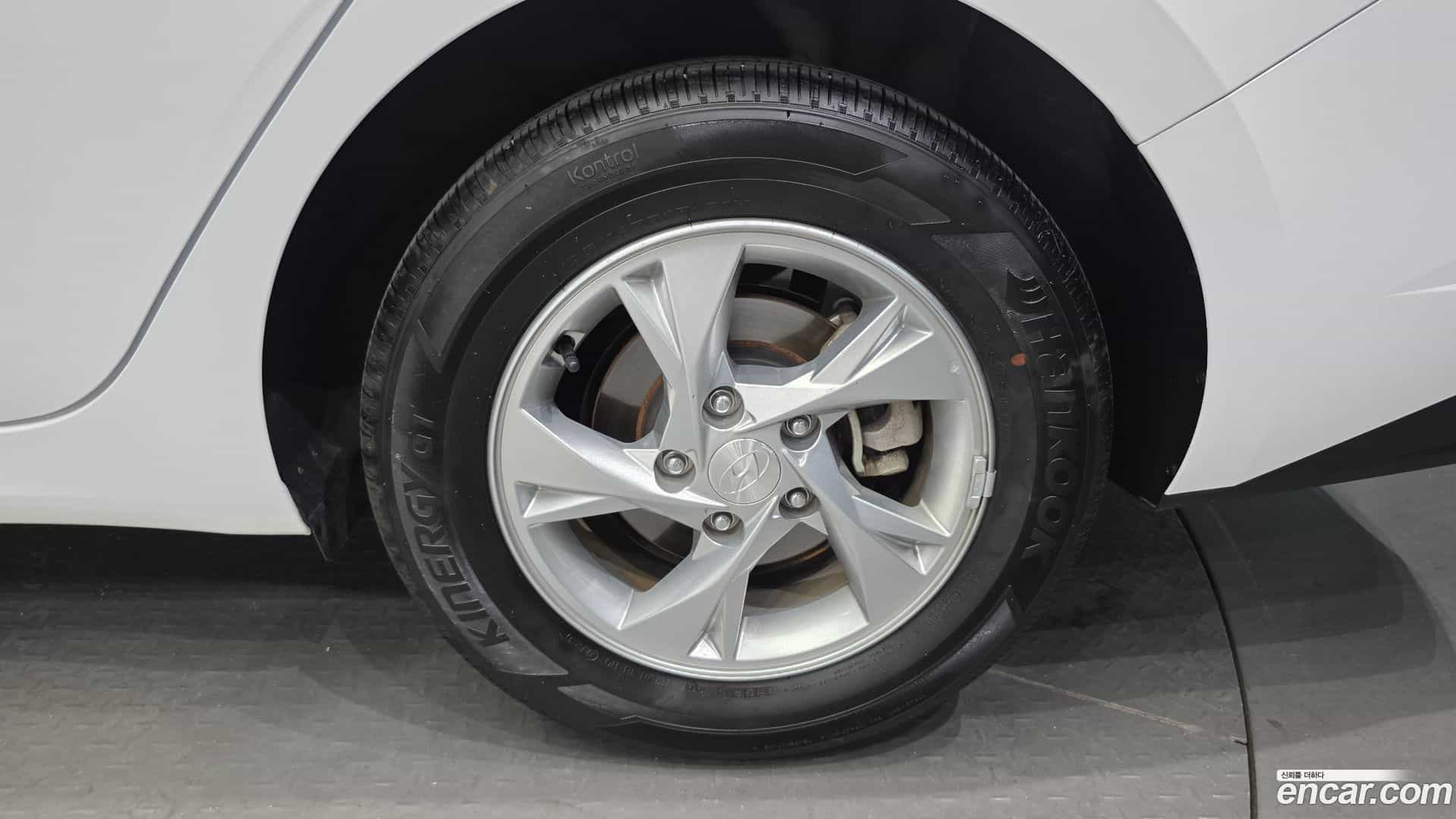AVANTE Hyundai 2023.2-OUTER-031