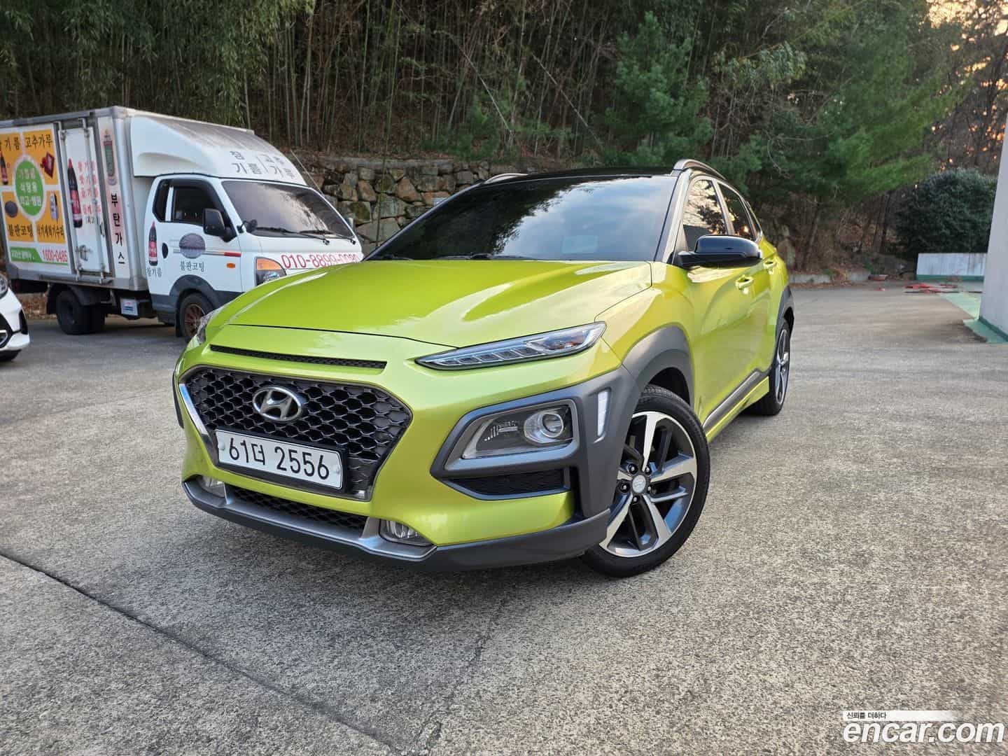 Kona Hyundai 2018.2-OUTER-002