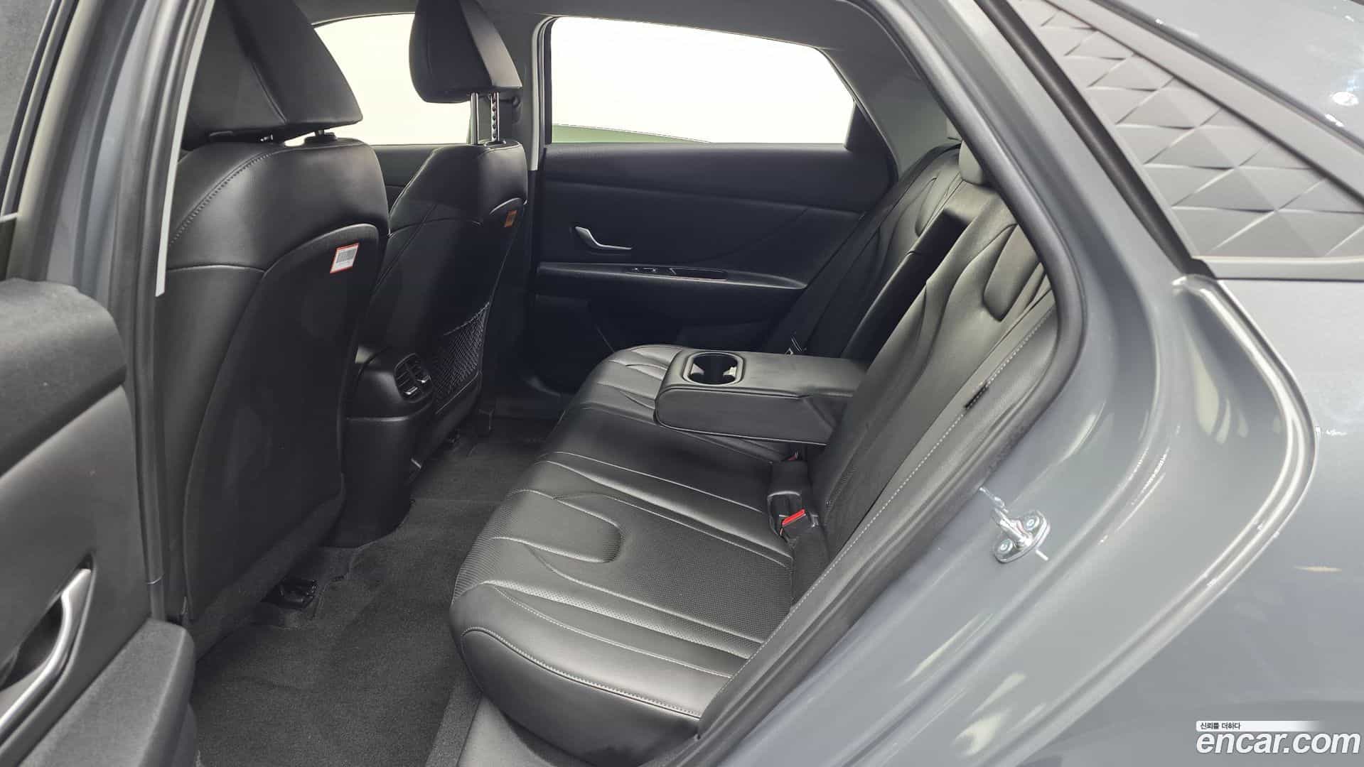 AVANTE Hyundai 2025.5-OPTION-016