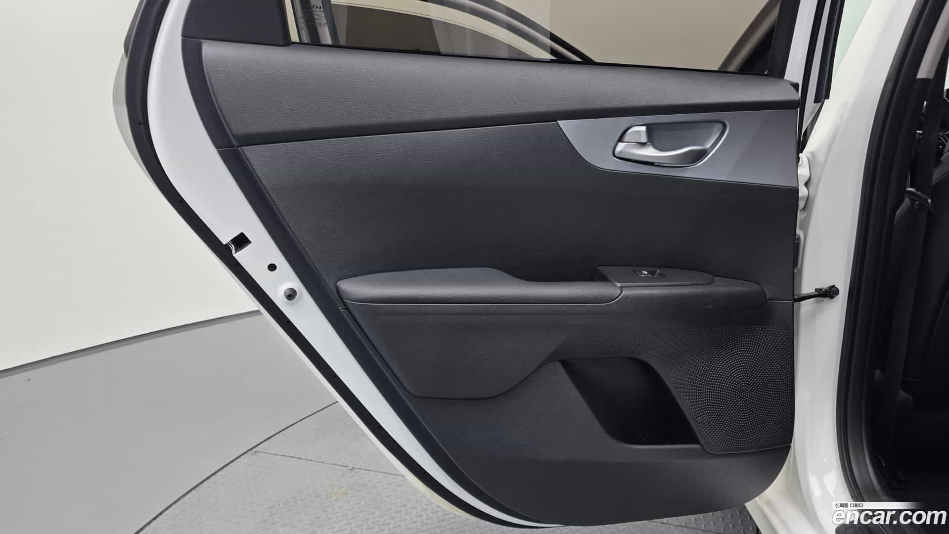 K3 Kia 2022.6-INNER-035