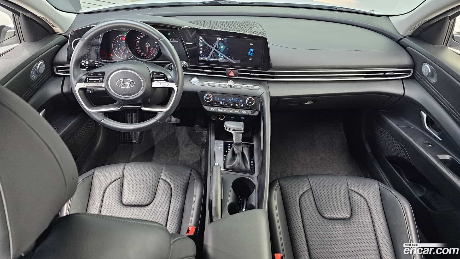 AVANTE Hyundai 2021.5-INNER-007