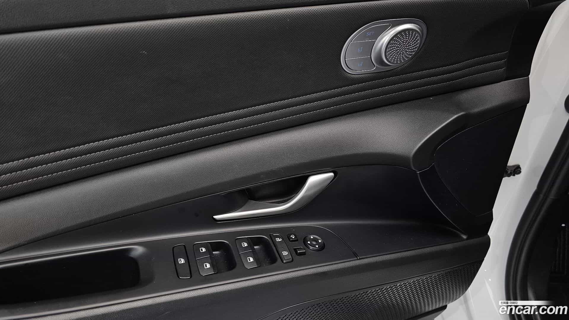 AVANTE Hyundai 2021.5-OPTION-021