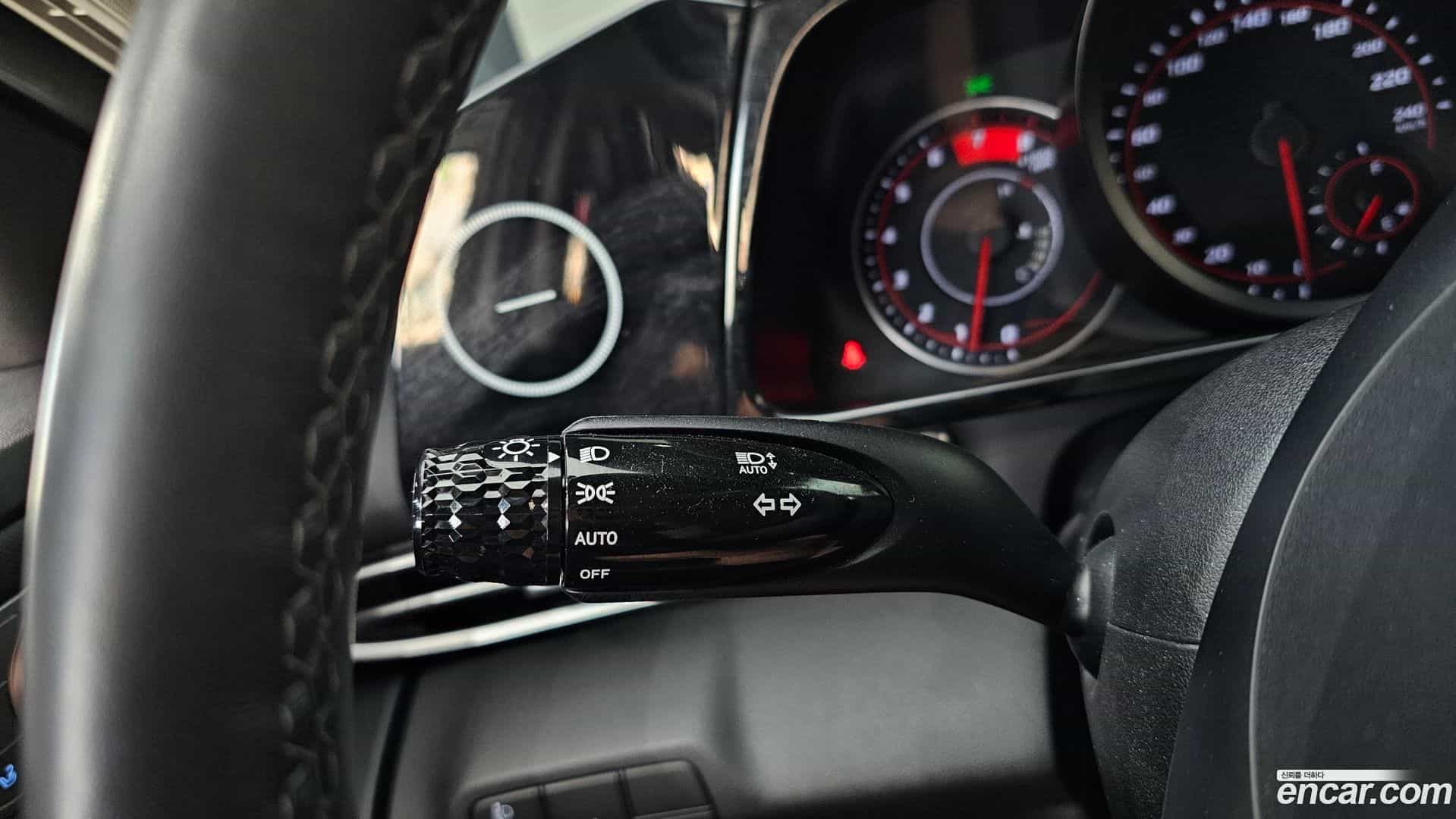 AVANTE Hyundai 2021.5-OPTION-023