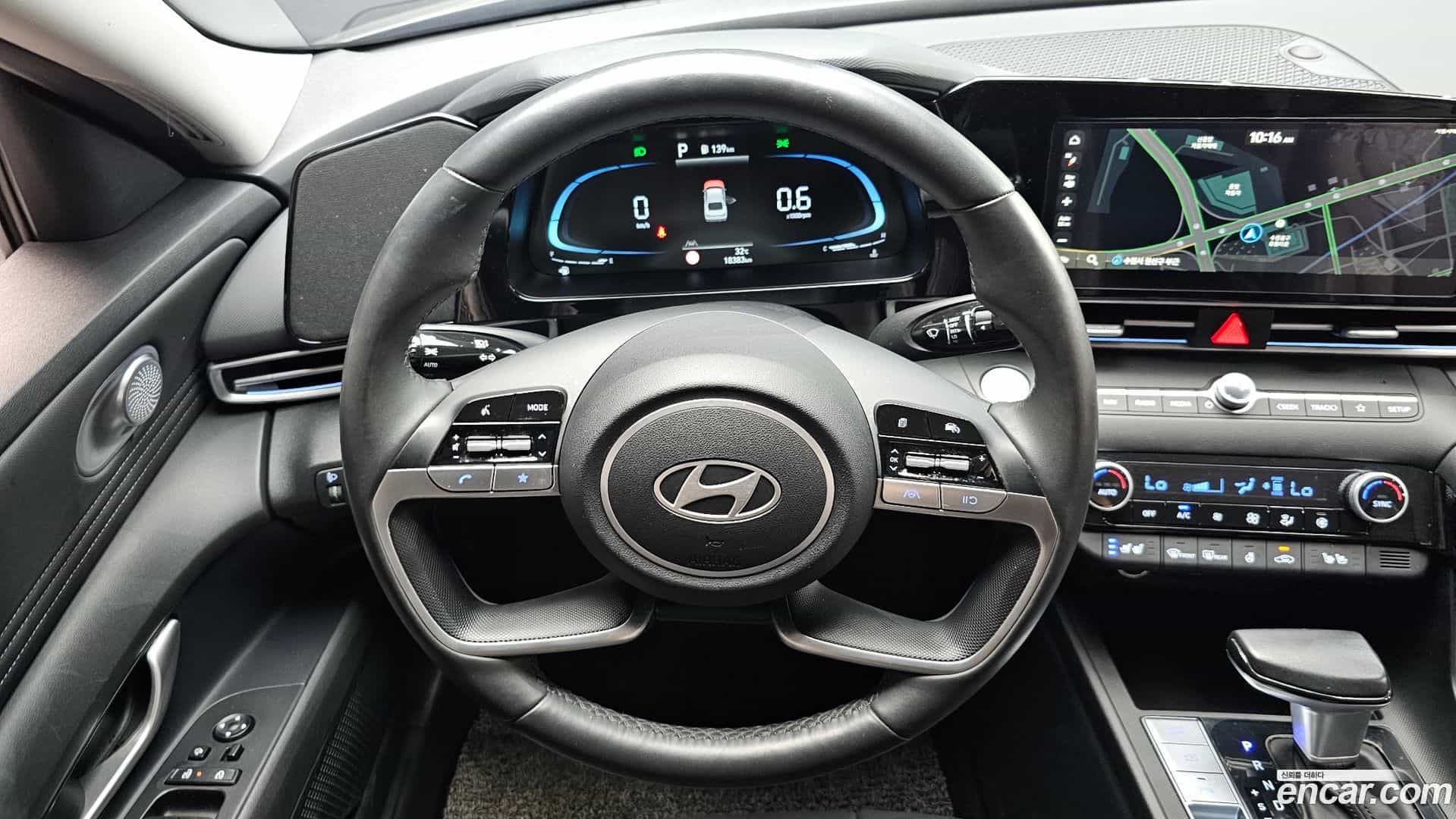 AVANTE Hyundai 2024.10-OPTION-016