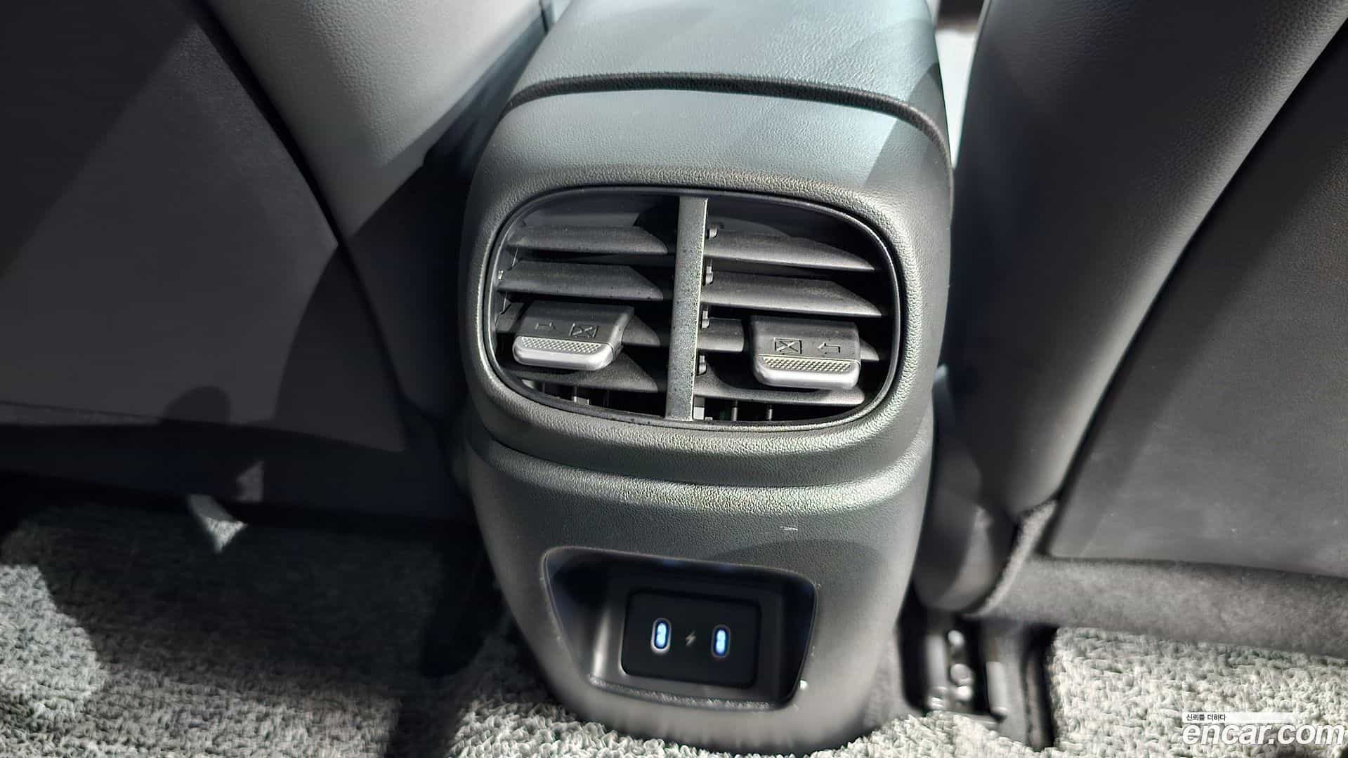 AVANTE Hyundai 2024.10-OPTION-021