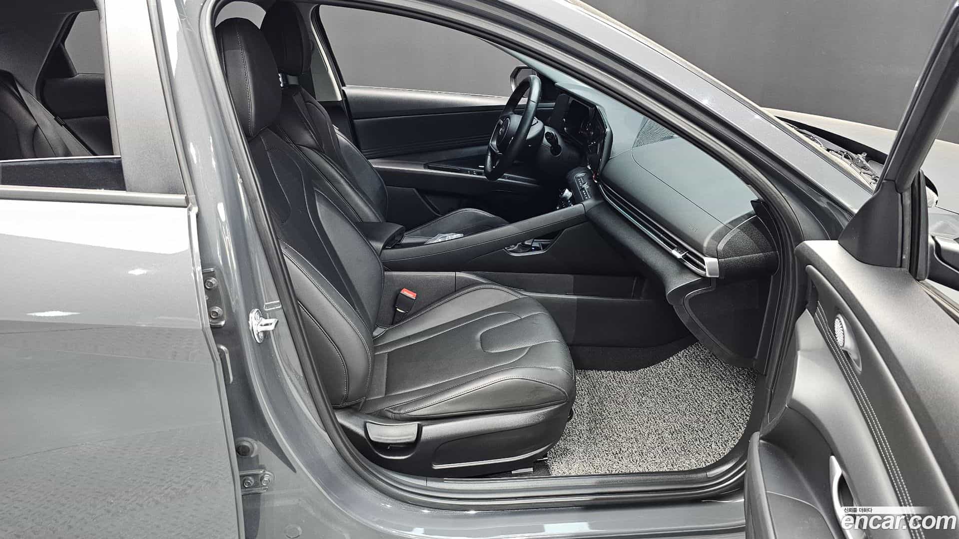 AVANTE Hyundai 2024.10-INNER-036