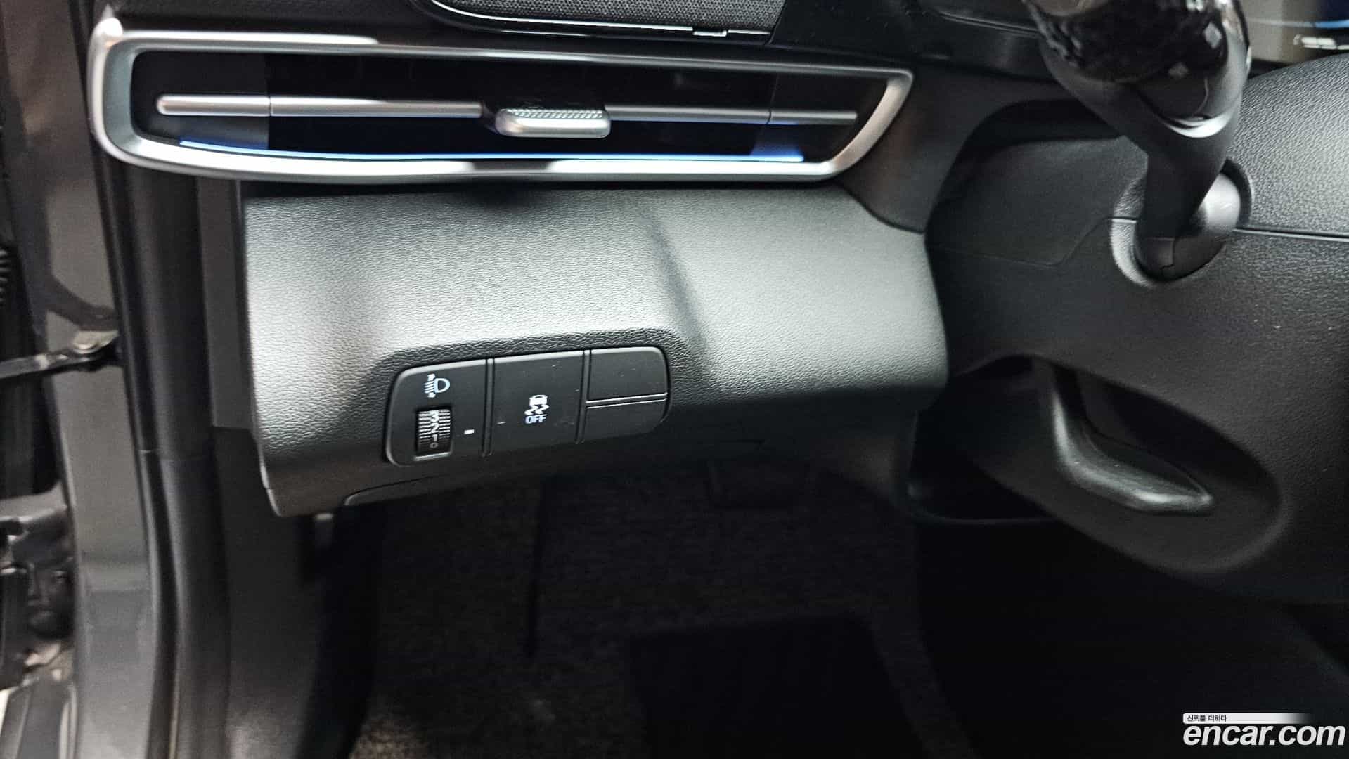 AVANTE Hyundai 2024.10-OPTION-041