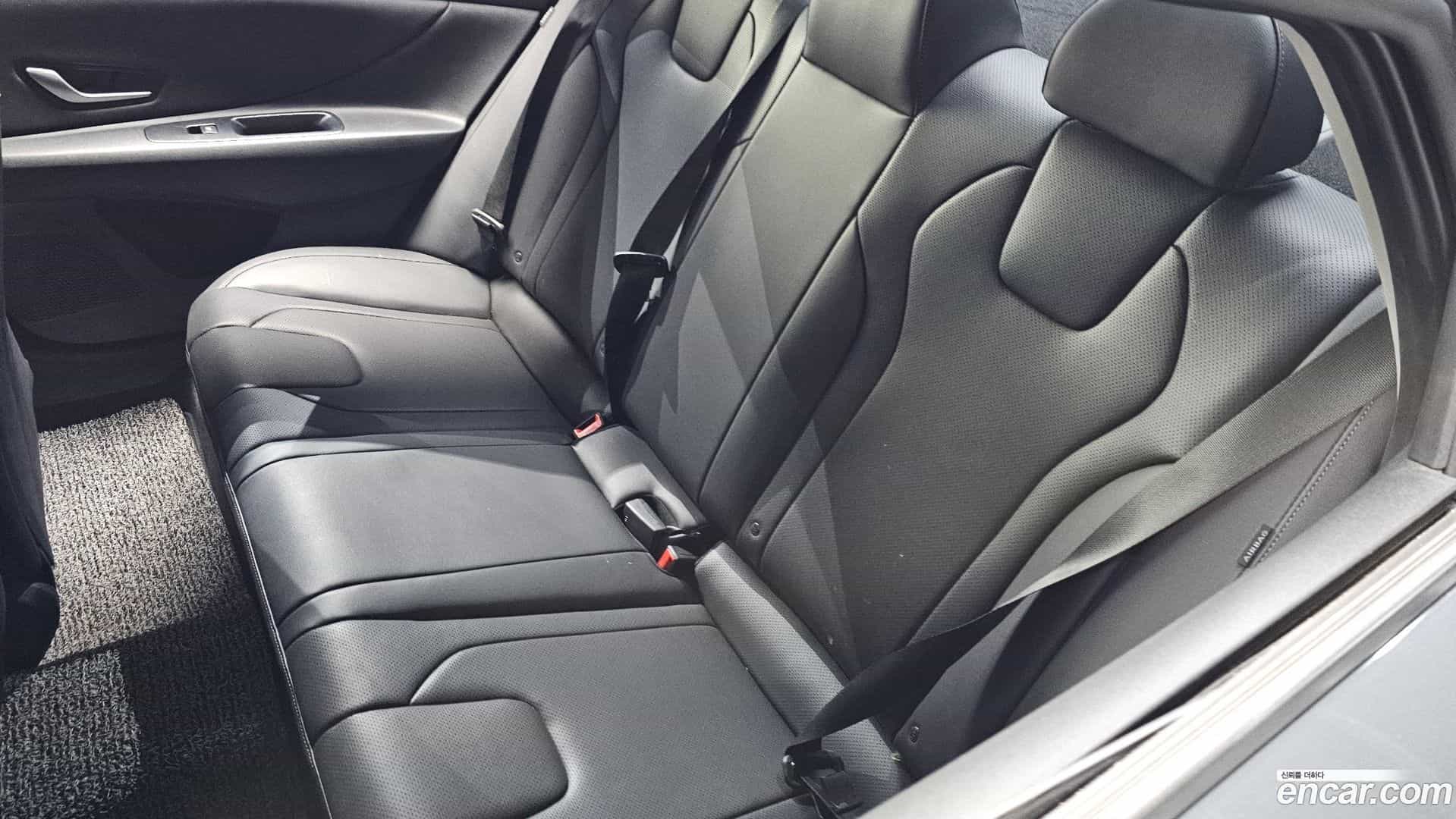 AVANTE Hyundai 2024.10-OPTION-044