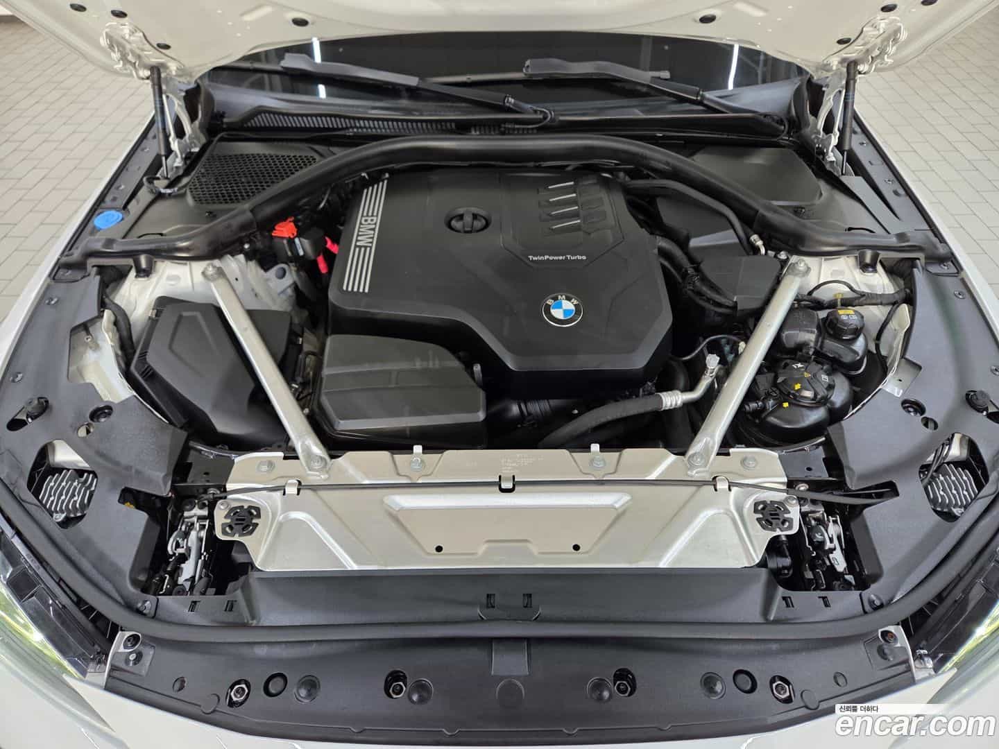 4-Series BMW 2022.3-INNER-008