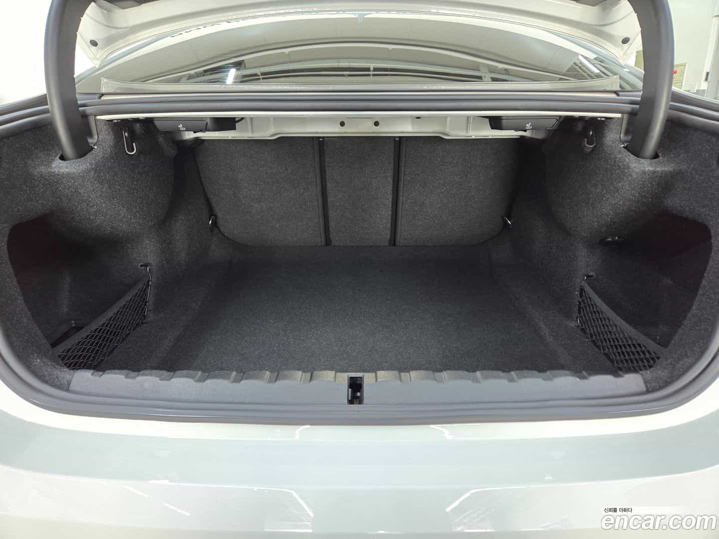 4-Series BMW 2022.3-INNER-009