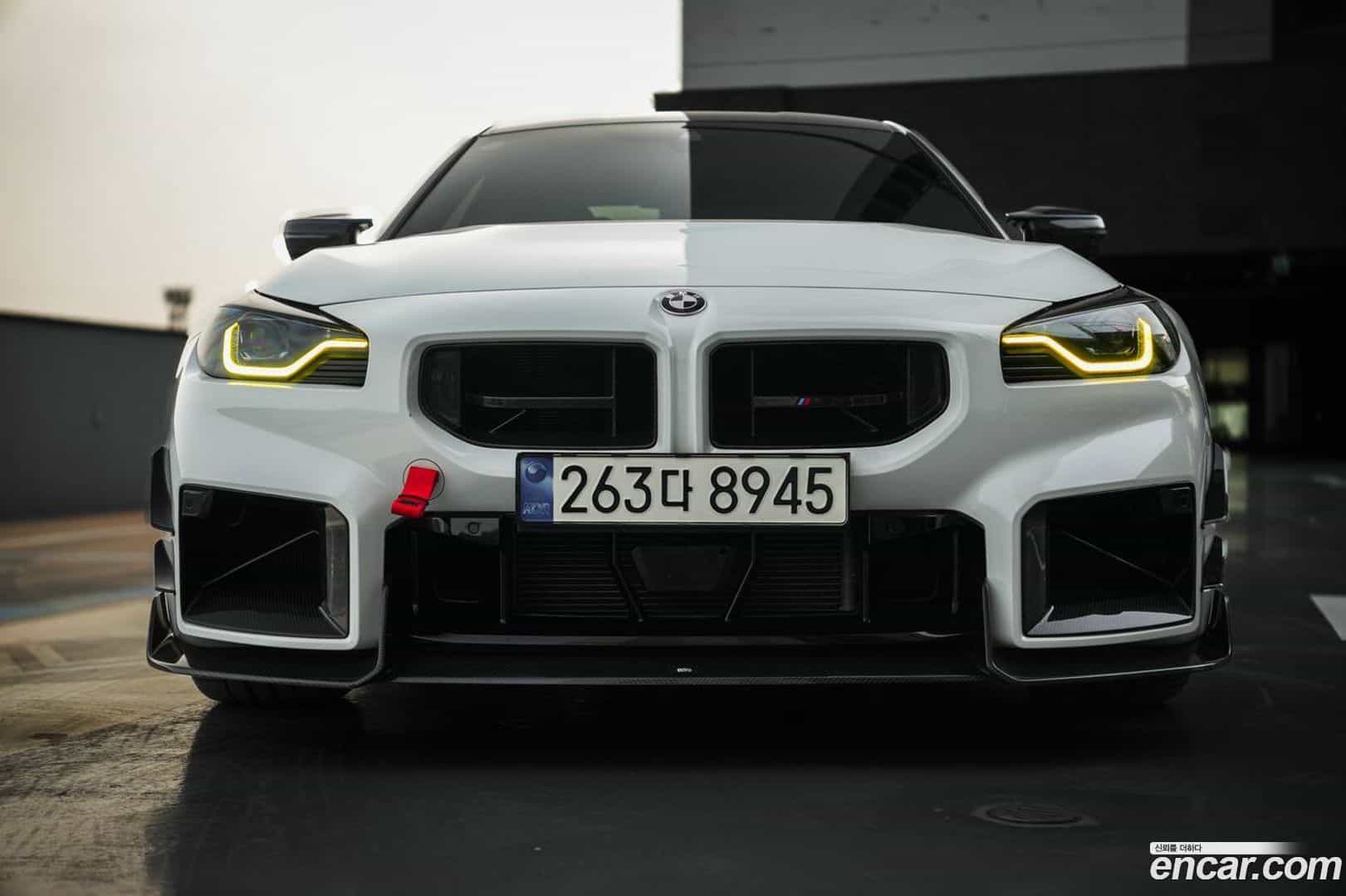 M2 BMW 2024.1-OUTER-001