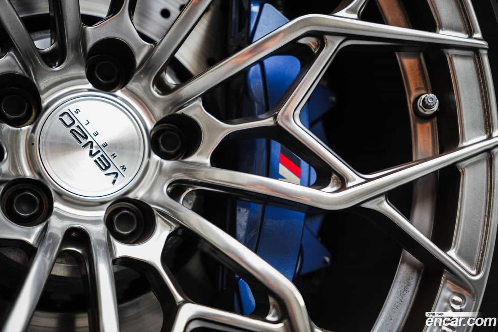 M2 BMW 2024.1-OUTER-006