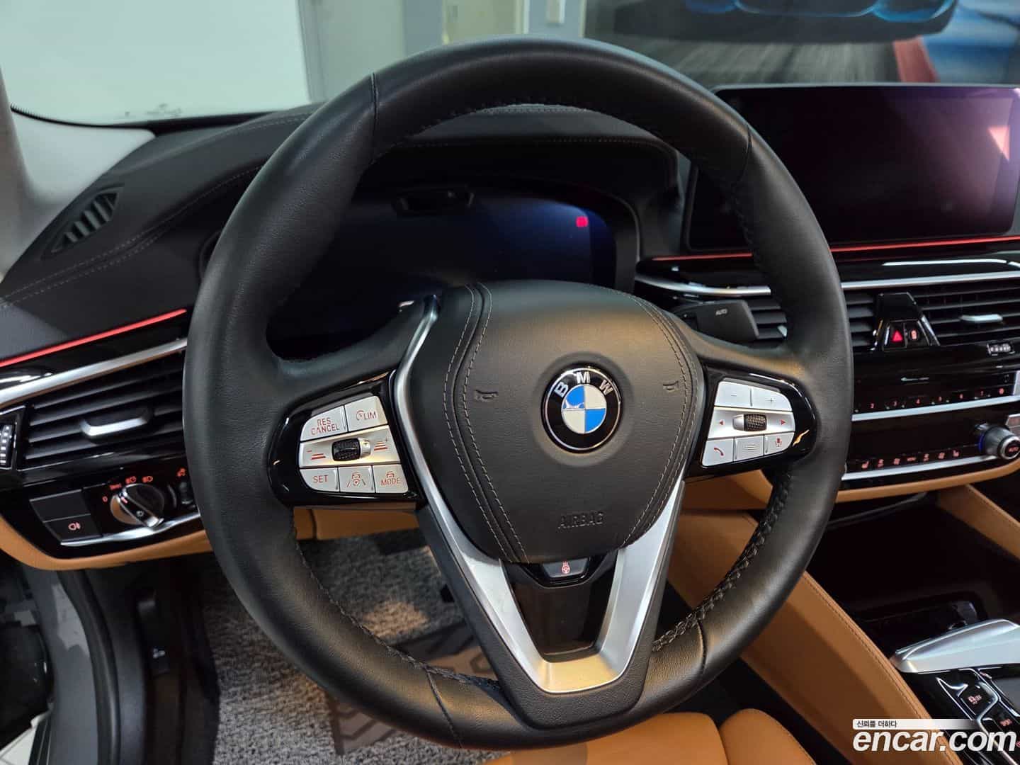 5-Series BMW 2022.2-INNER-010
