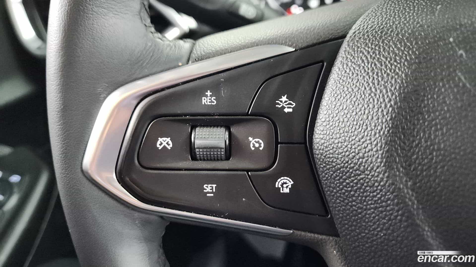Trailblazer Chevrolet 2021.2-OPTION-020