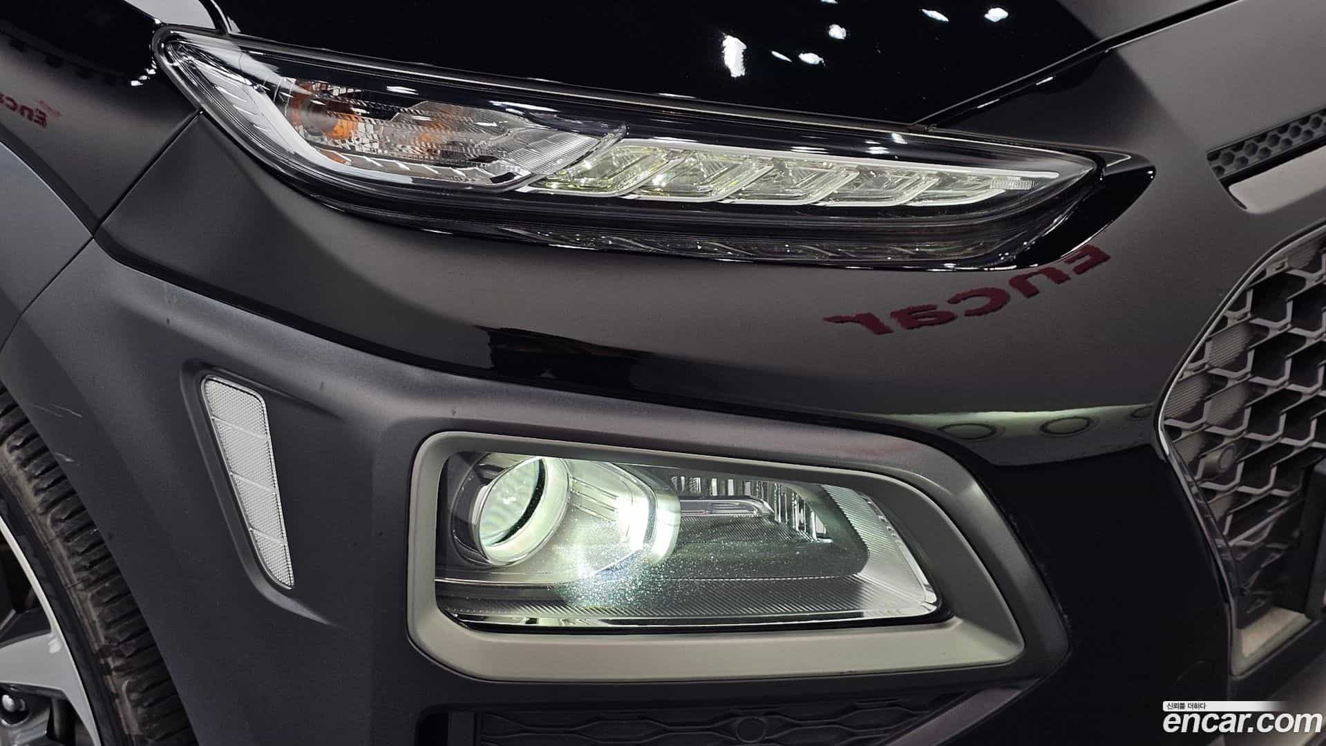 Kona Hyundai 2017.9-OUTER-032