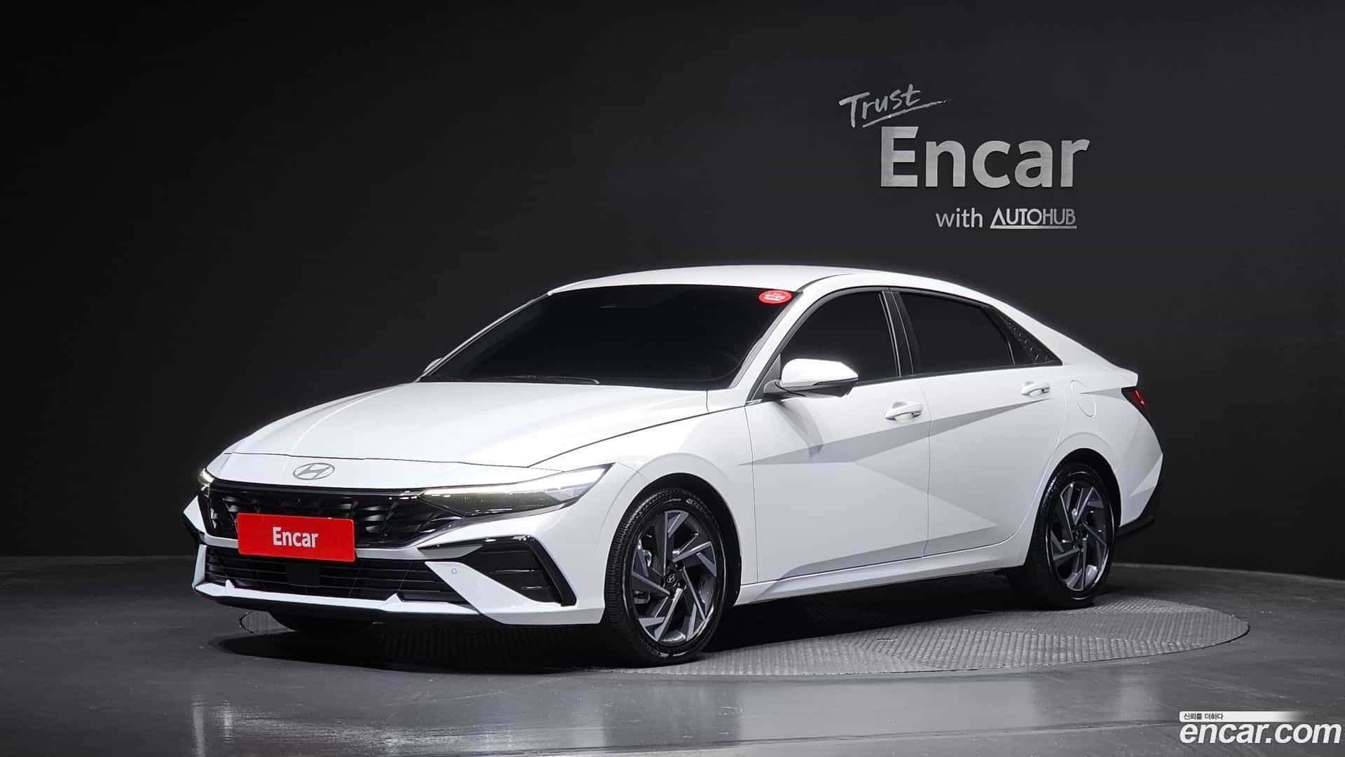 AVANTE Hyundai 2025.0-OUTER-001