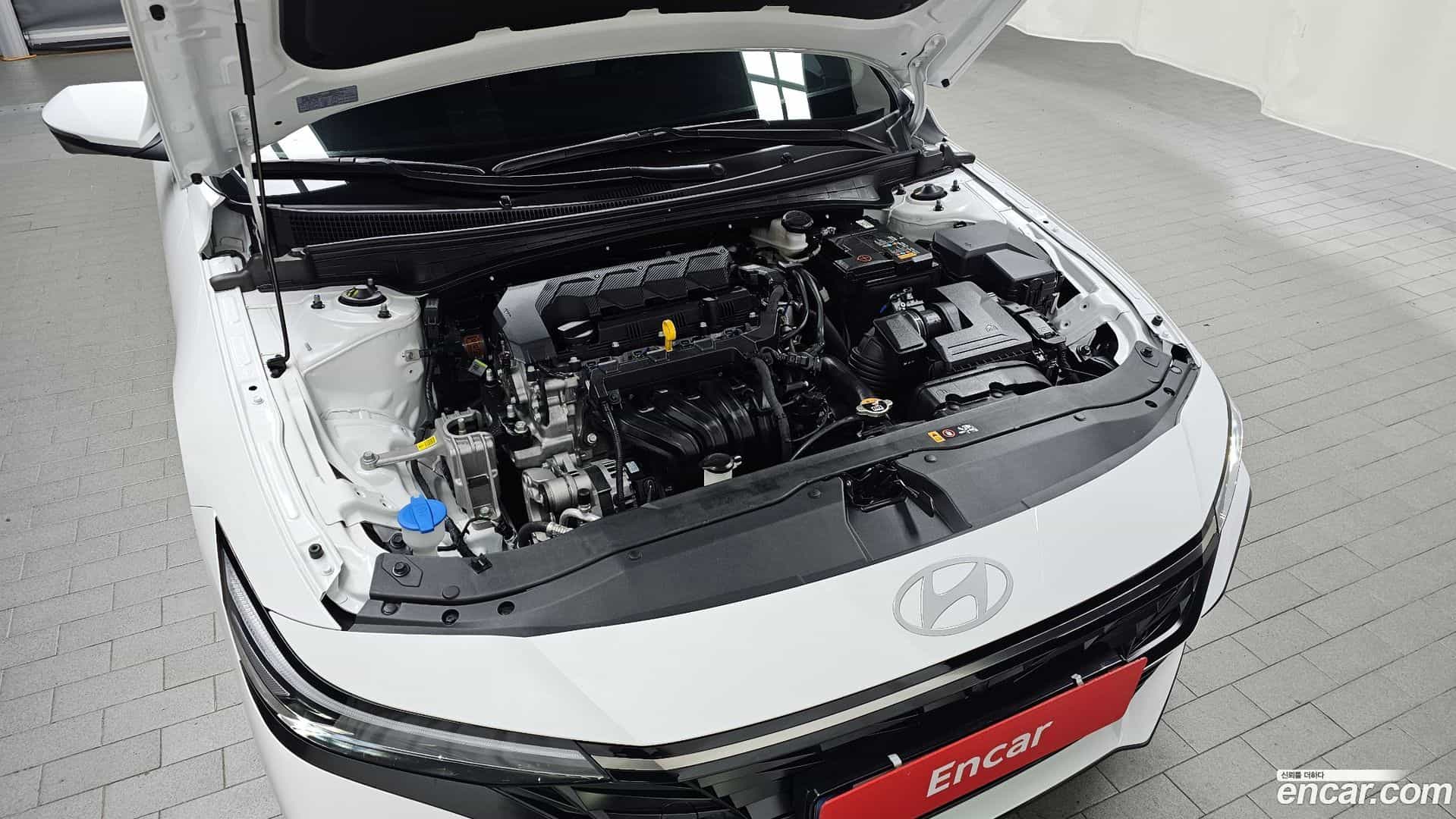 AVANTE Hyundai 2025.0-OUTER-006