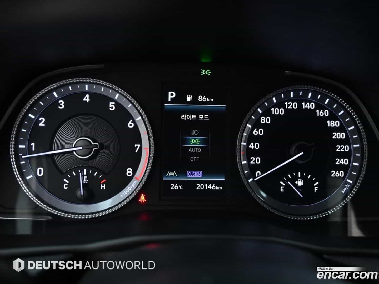 Sonata Hyundai 2023.1-INNER-008