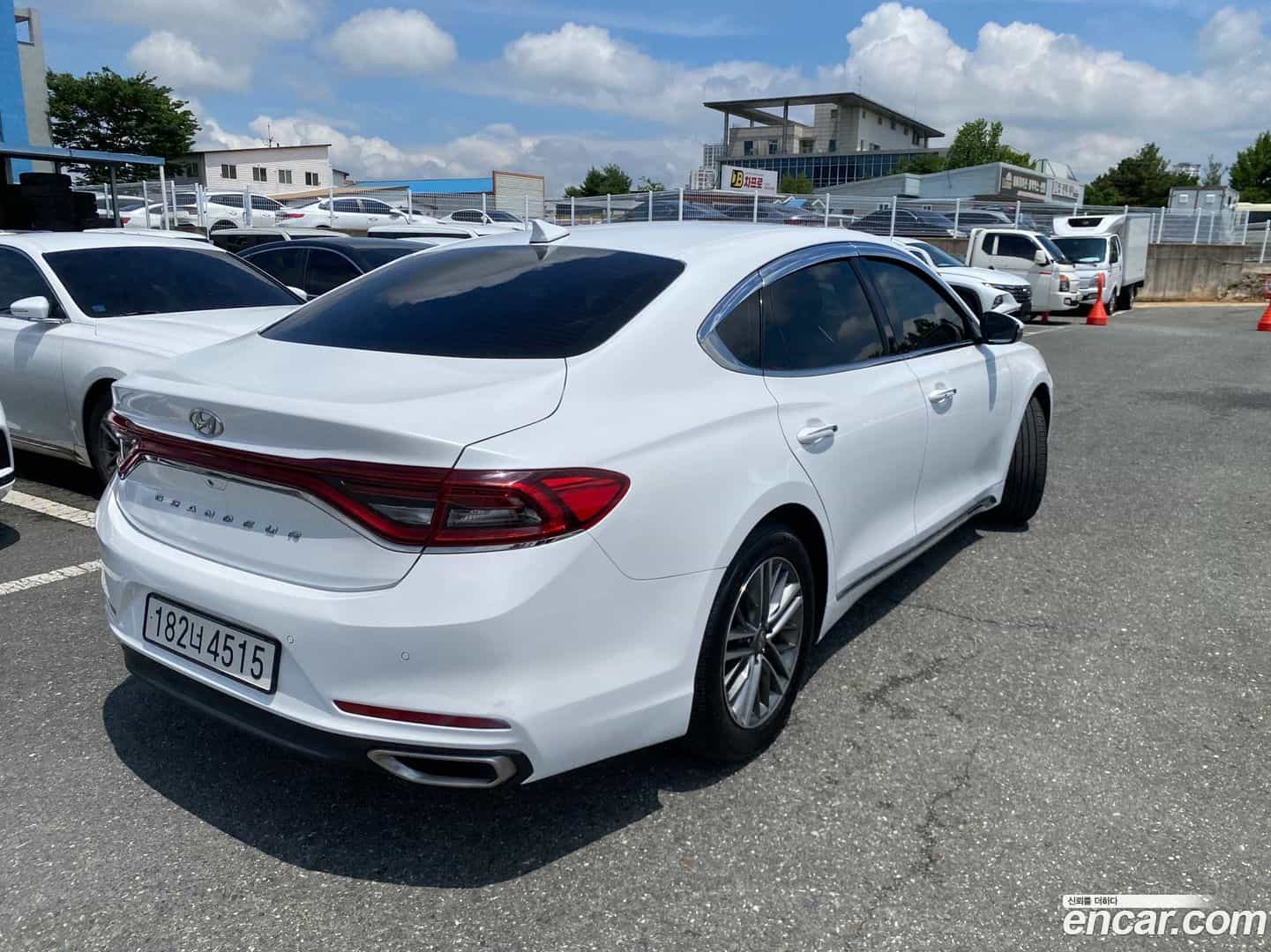 Grandeur Hyundai 2019.9-OUTER-004