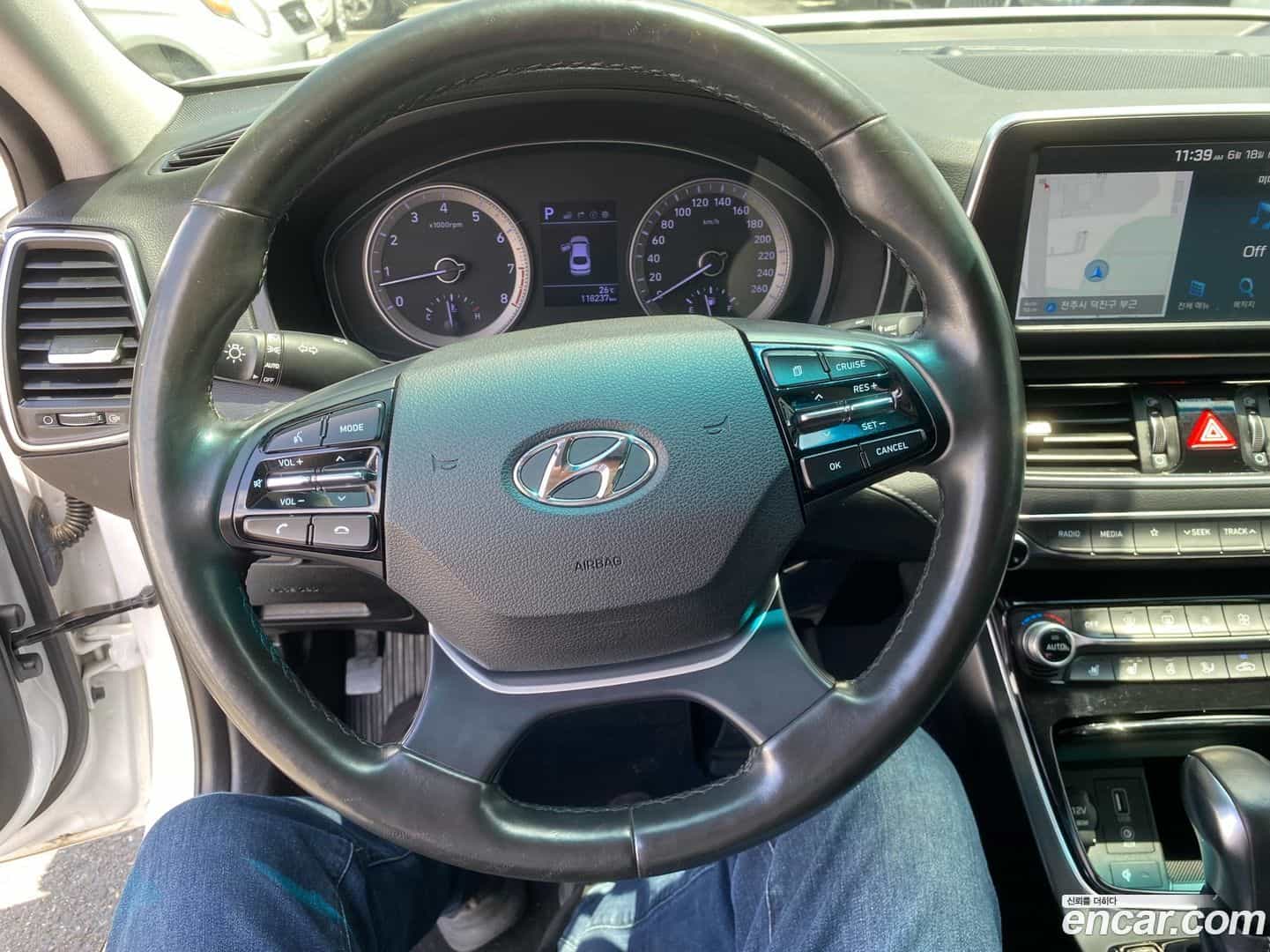 Grandeur Hyundai 2019.9-INNER-008