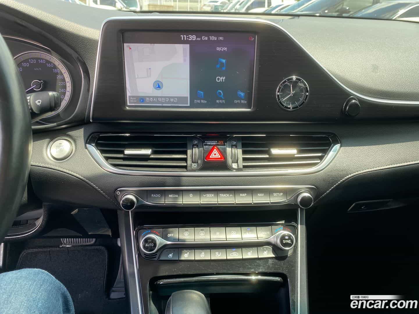 Grandeur Hyundai 2019.9-INNER-009