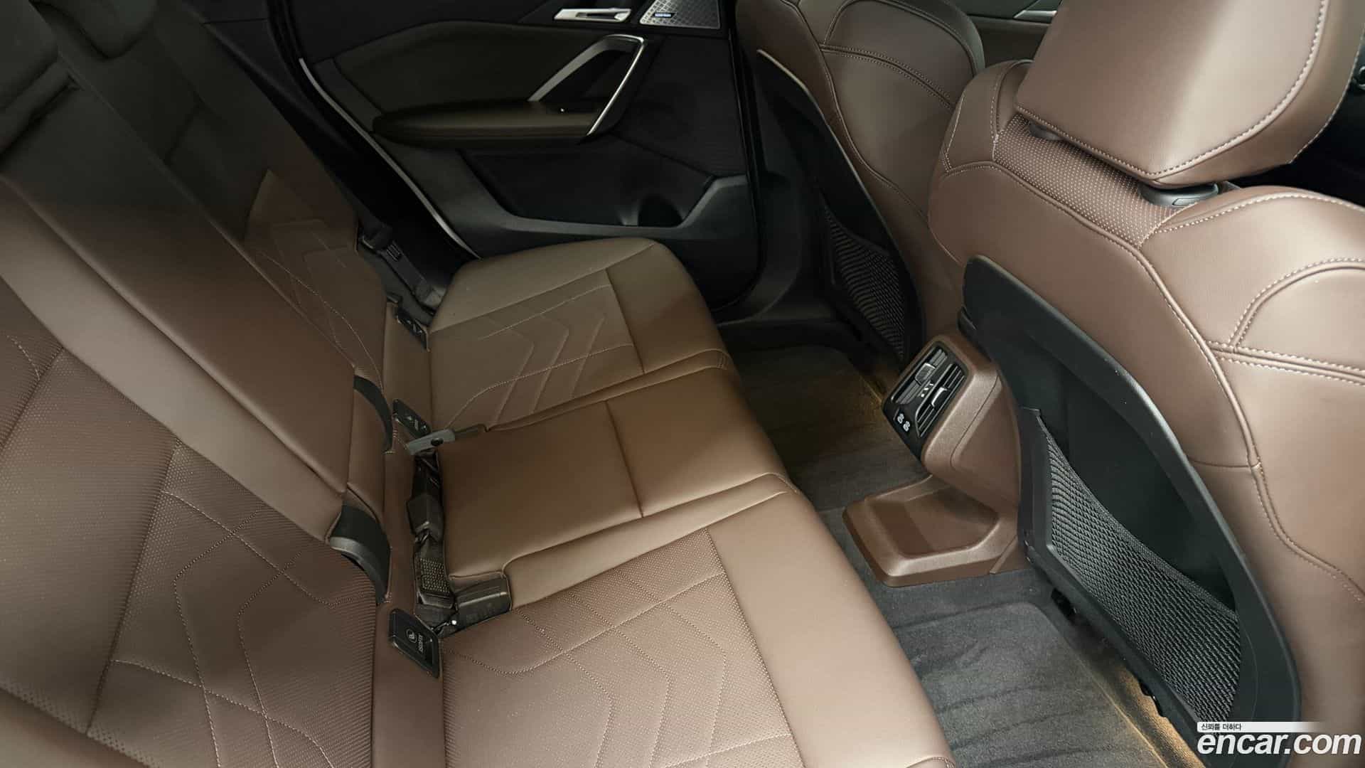 iX1 BMW 2023.10-INNER-010