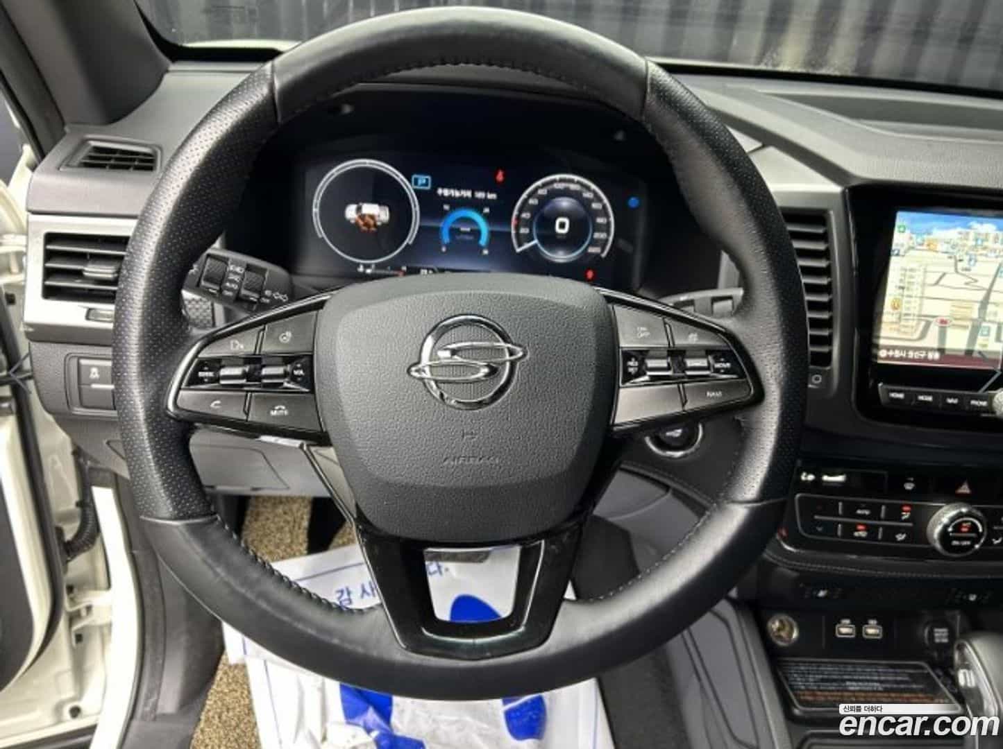 Rexton KG Mobility 2022.5-INNER-009