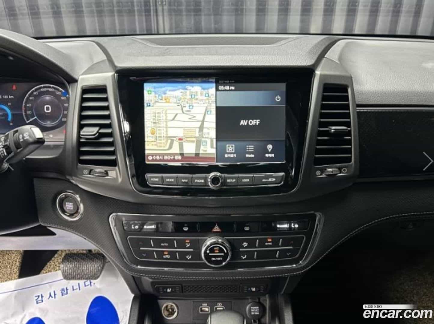 Rexton KG Mobility 2022.5-INNER-010
