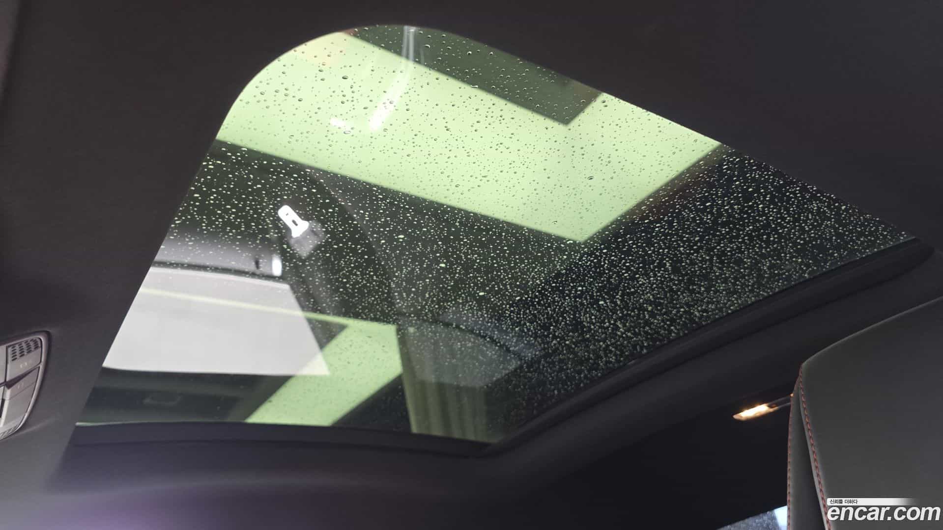 C-Class Mercedes-Benz 2018.2-OPTION-023
