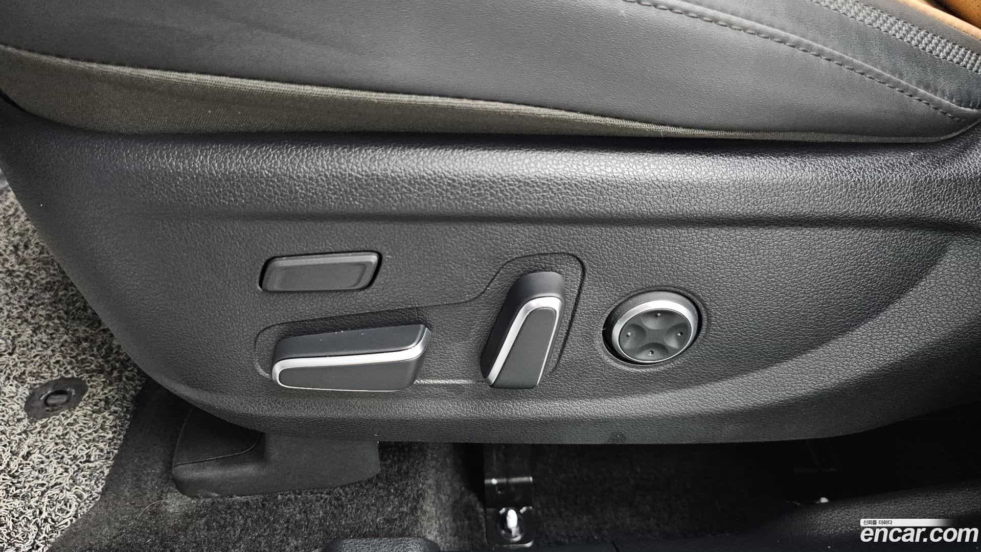Santafe Hyundai 2023.3-OPTION-043