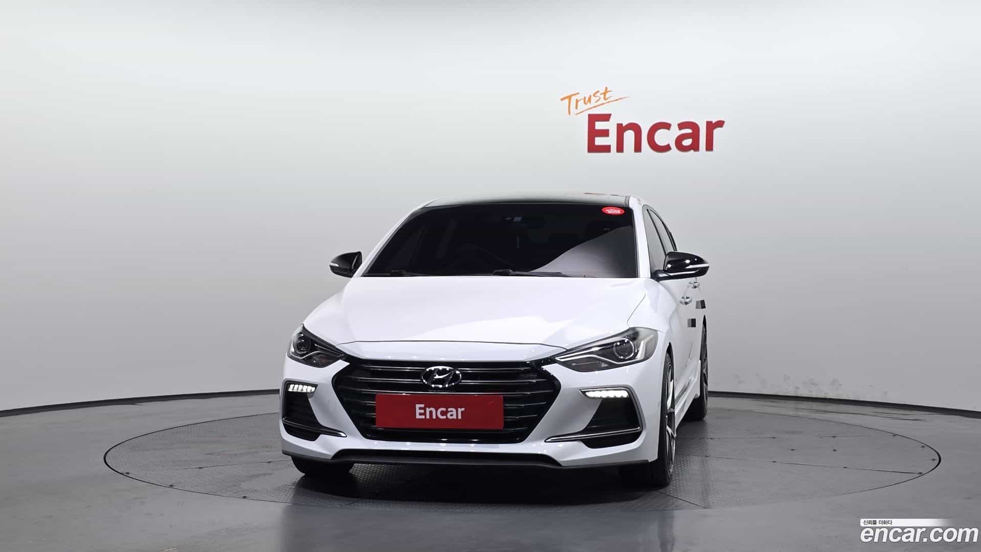 AVANTE Hyundai 2016.11-OUTER-003