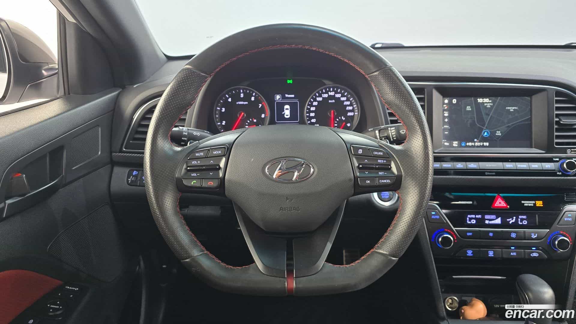 AVANTE Hyundai 2016.11-OPTION-020
