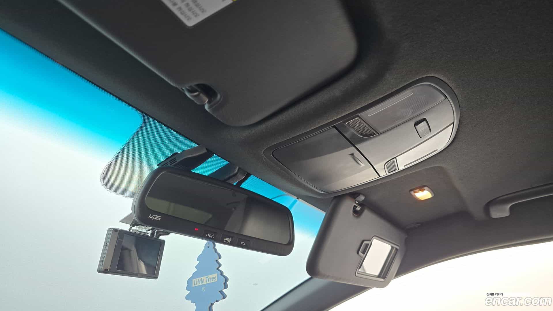 AVANTE Hyundai 2016.11-OPTION-040